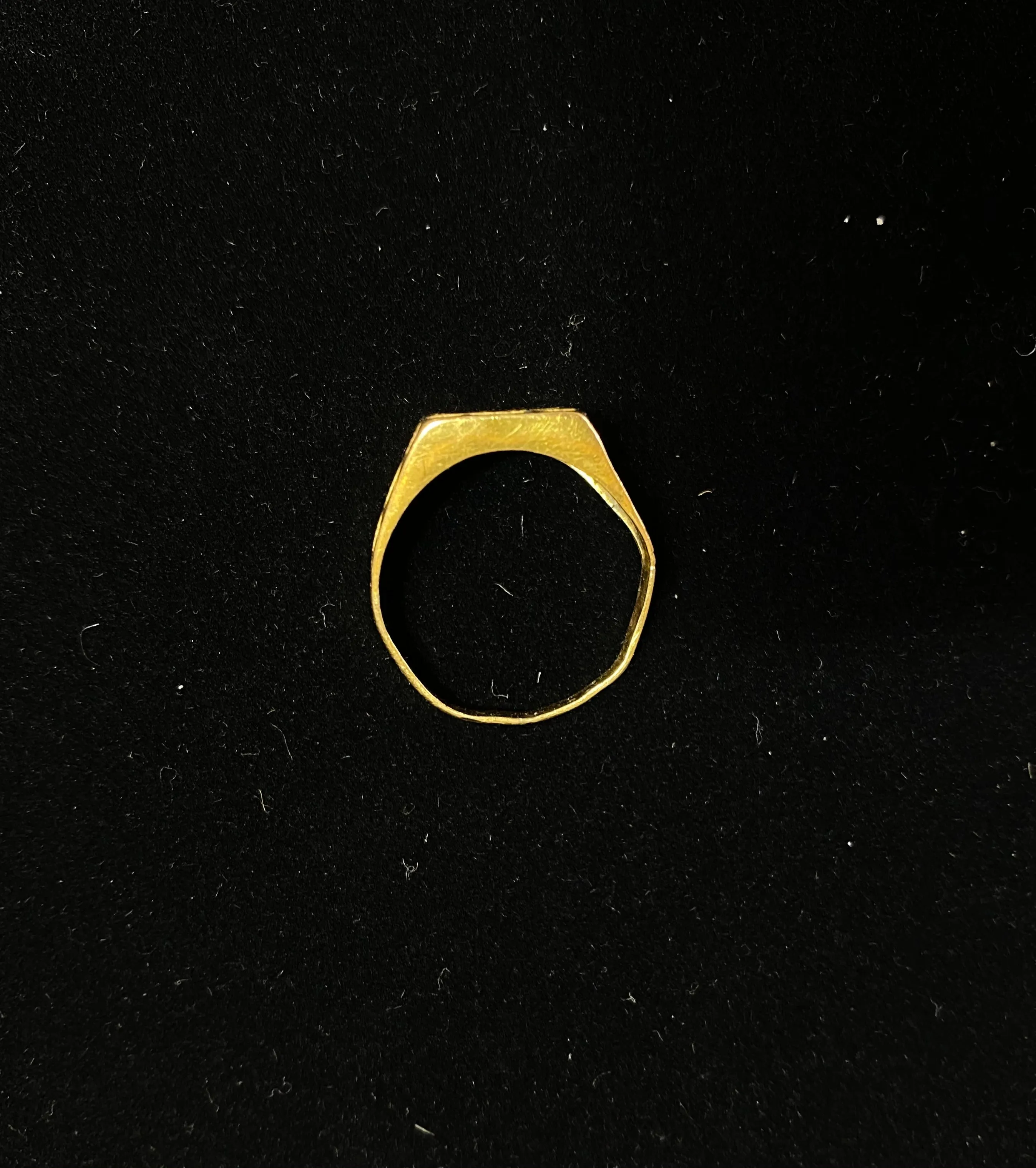 1920’s Antique Design 18K Yellow Gold Signet Ring - $1.5K Appraisal Value w/CoA}