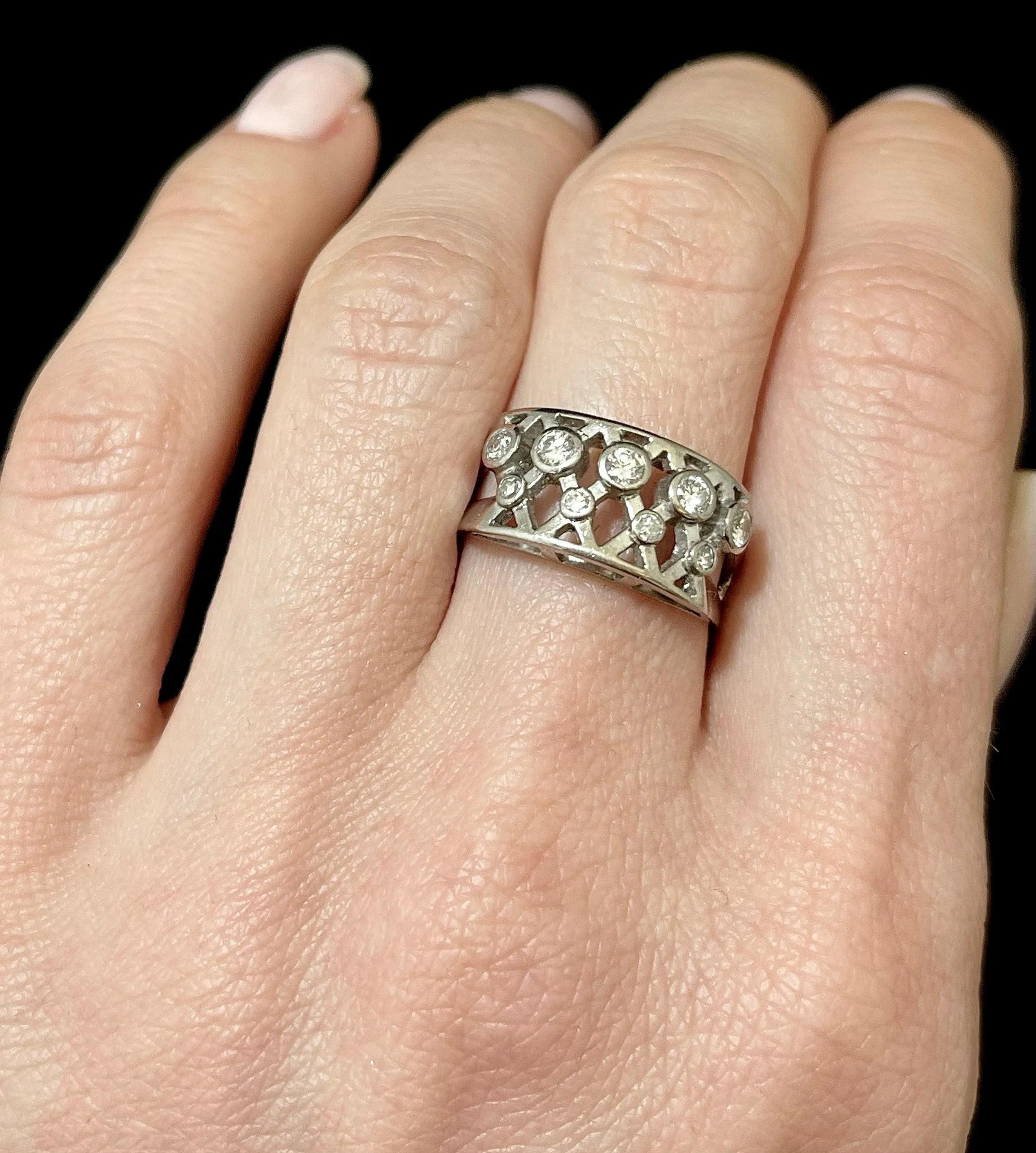 1920s Antique Design 18KWG with 9 Diamonds - $6K Appraisal Value w/ CoA!