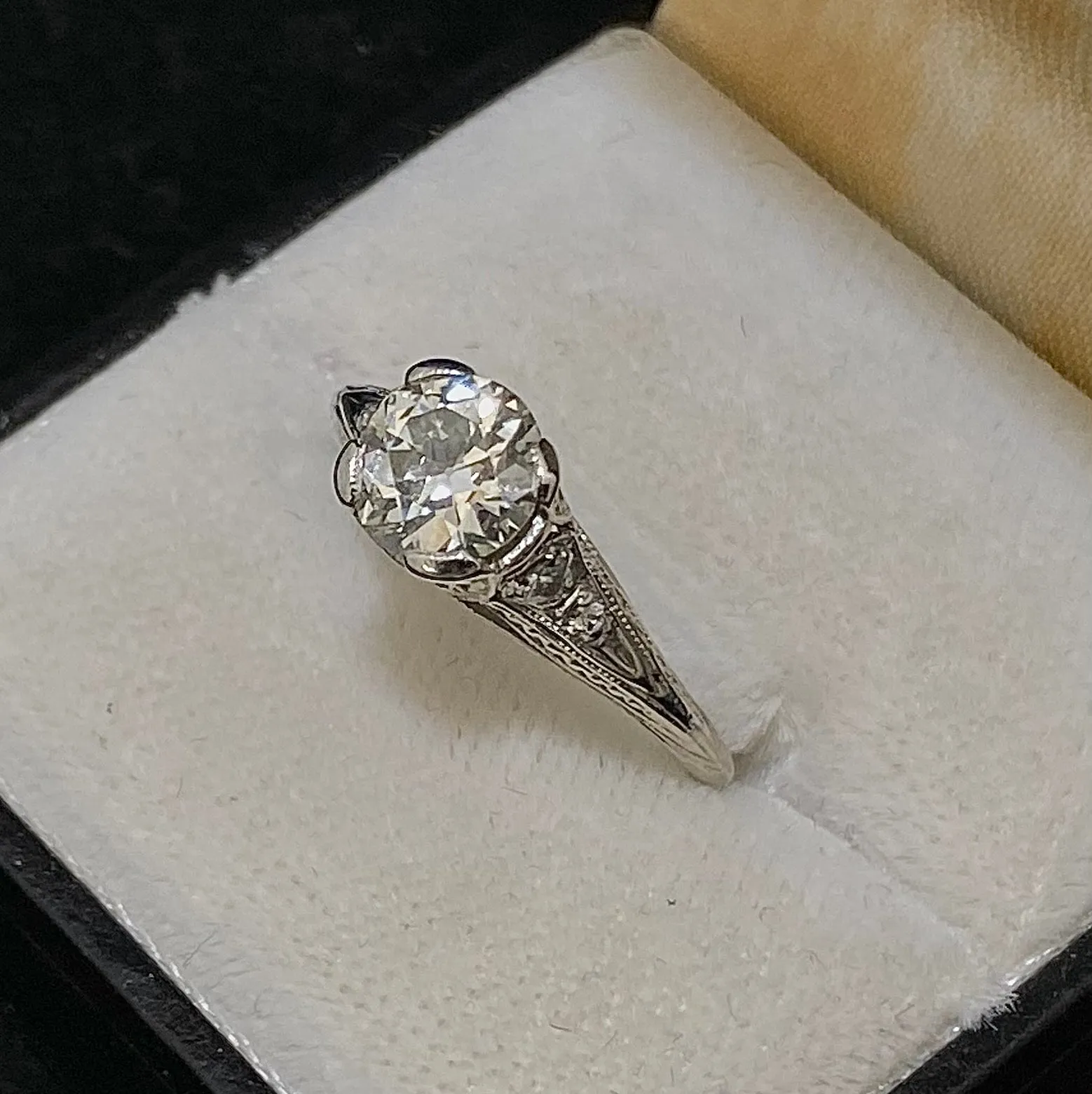 1920's Antique Filigree Platinum & Old Mine Diamond Ring - $30K Appraisal Value w/CoA}