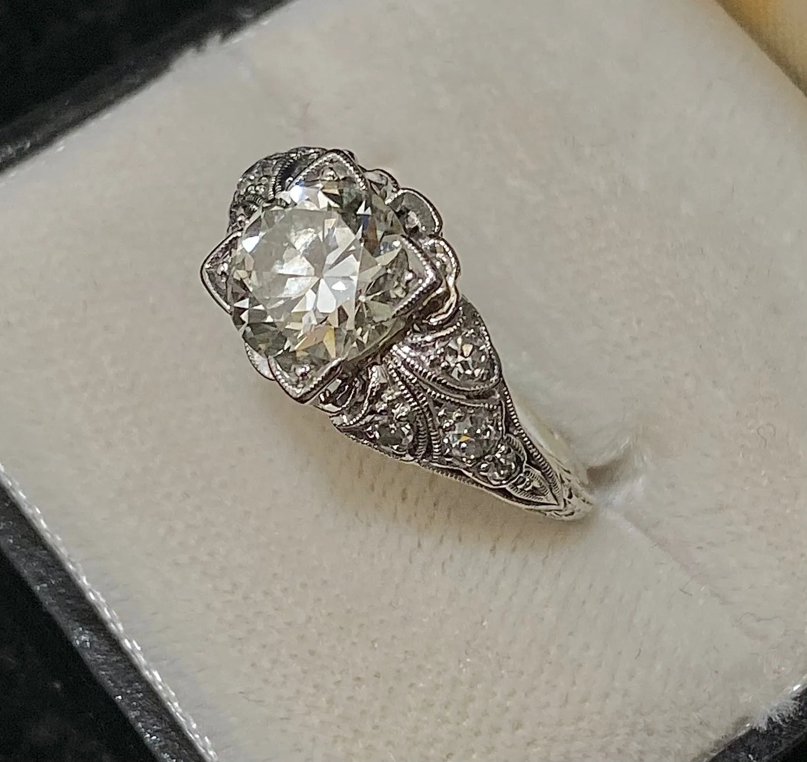 1920s Antique Platinum 9-Diamond Filigree Ring - $40K Appraisal Value w/CoA}