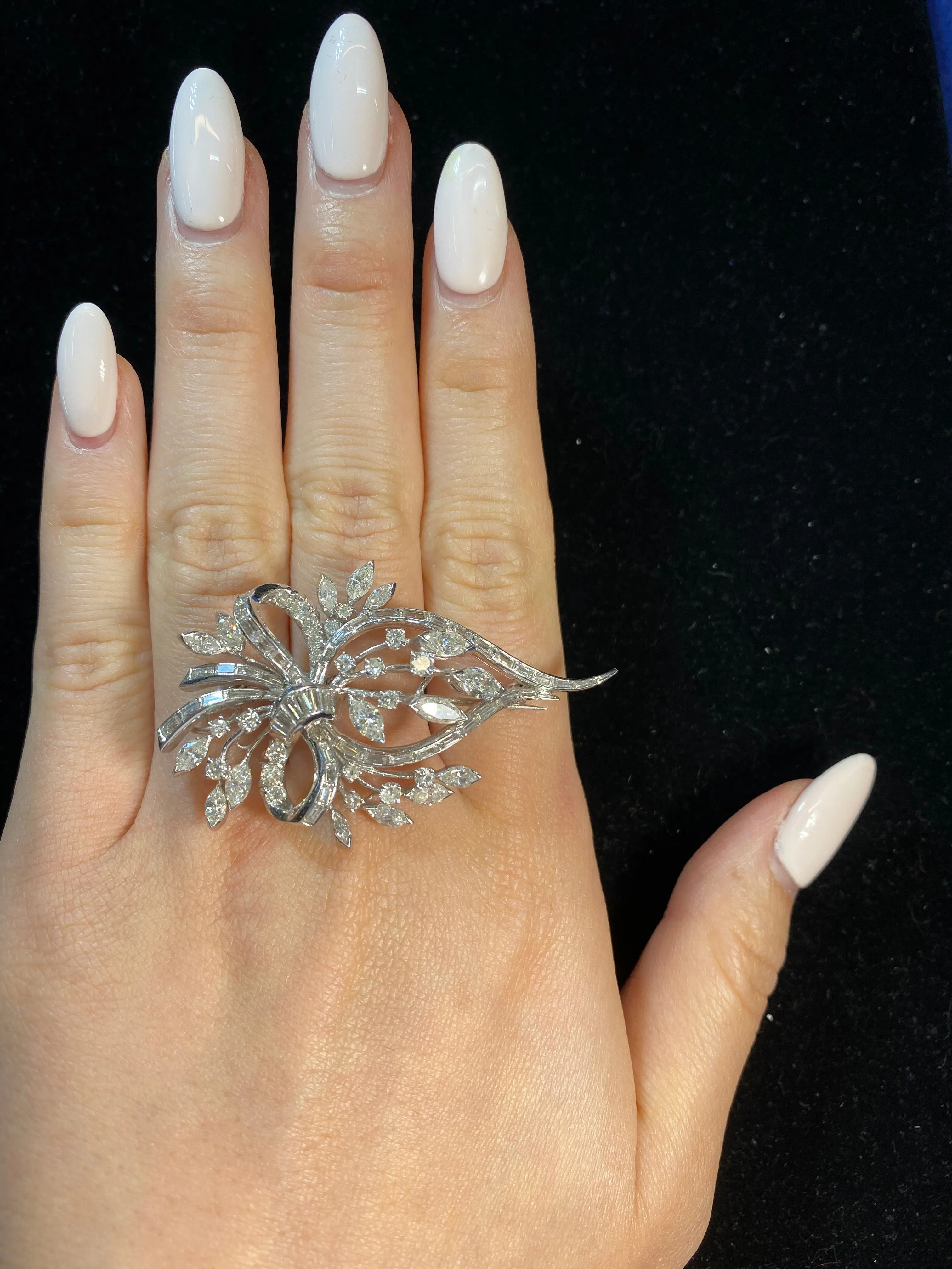 1920s Estate 85 Diamonds 6ct WG Beautiful Leaf Design Pin/Brooch -$50K APR w/CoA