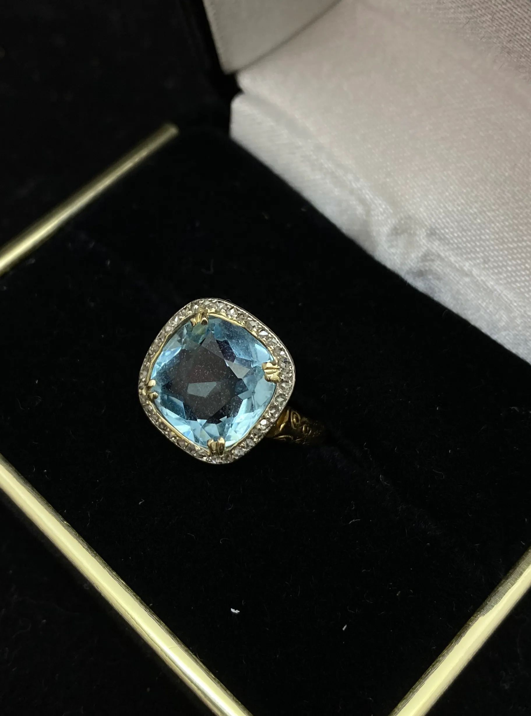 1930's Antique Designer's SYG Aquamarine w 36 Diamonds Ring - $20K Appraisal Value w/ CoA!