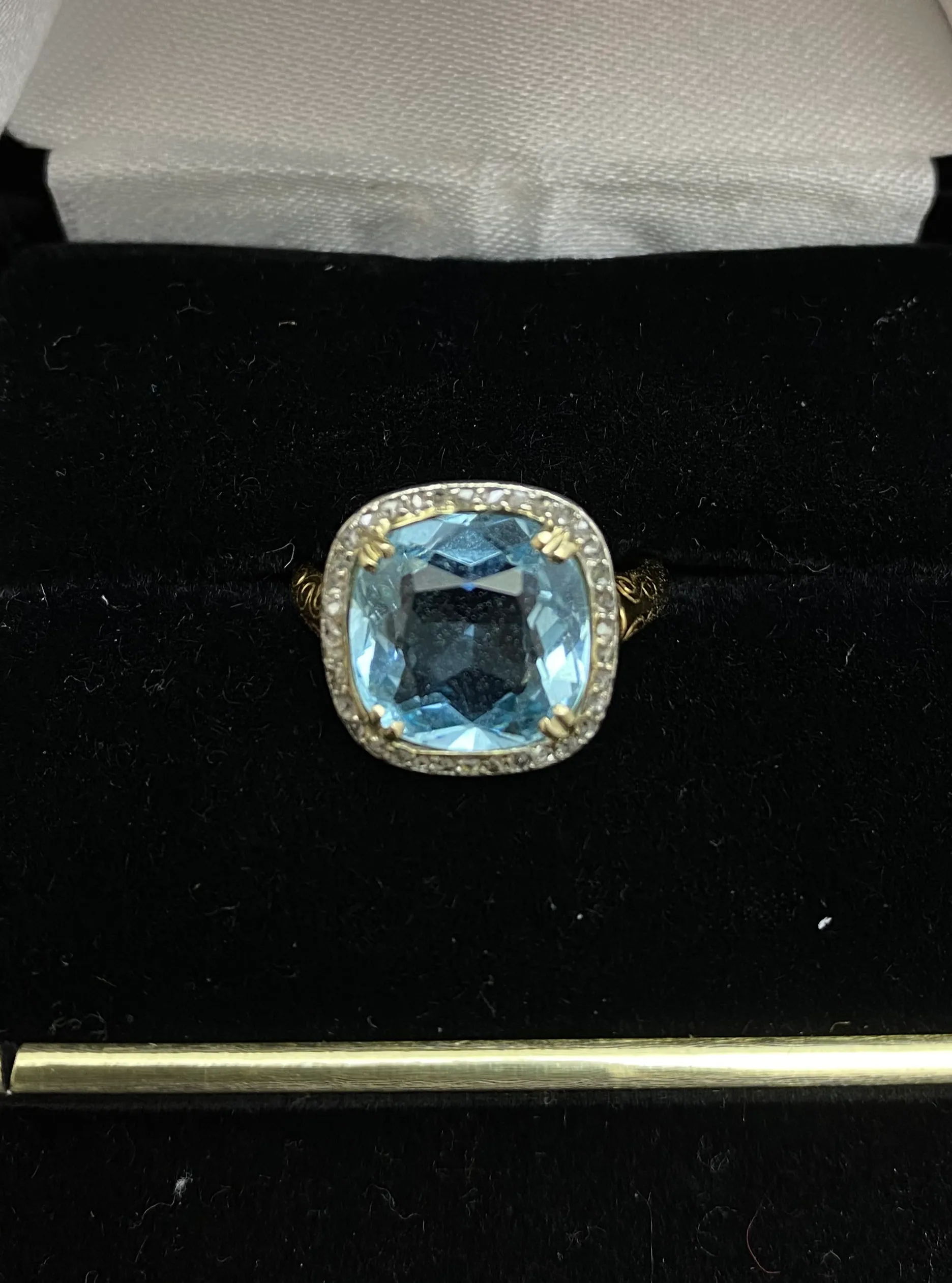 1930's Antique Designer's SYG Aquamarine w 36 Diamonds Ring - $20K Appraisal Value w/ CoA!