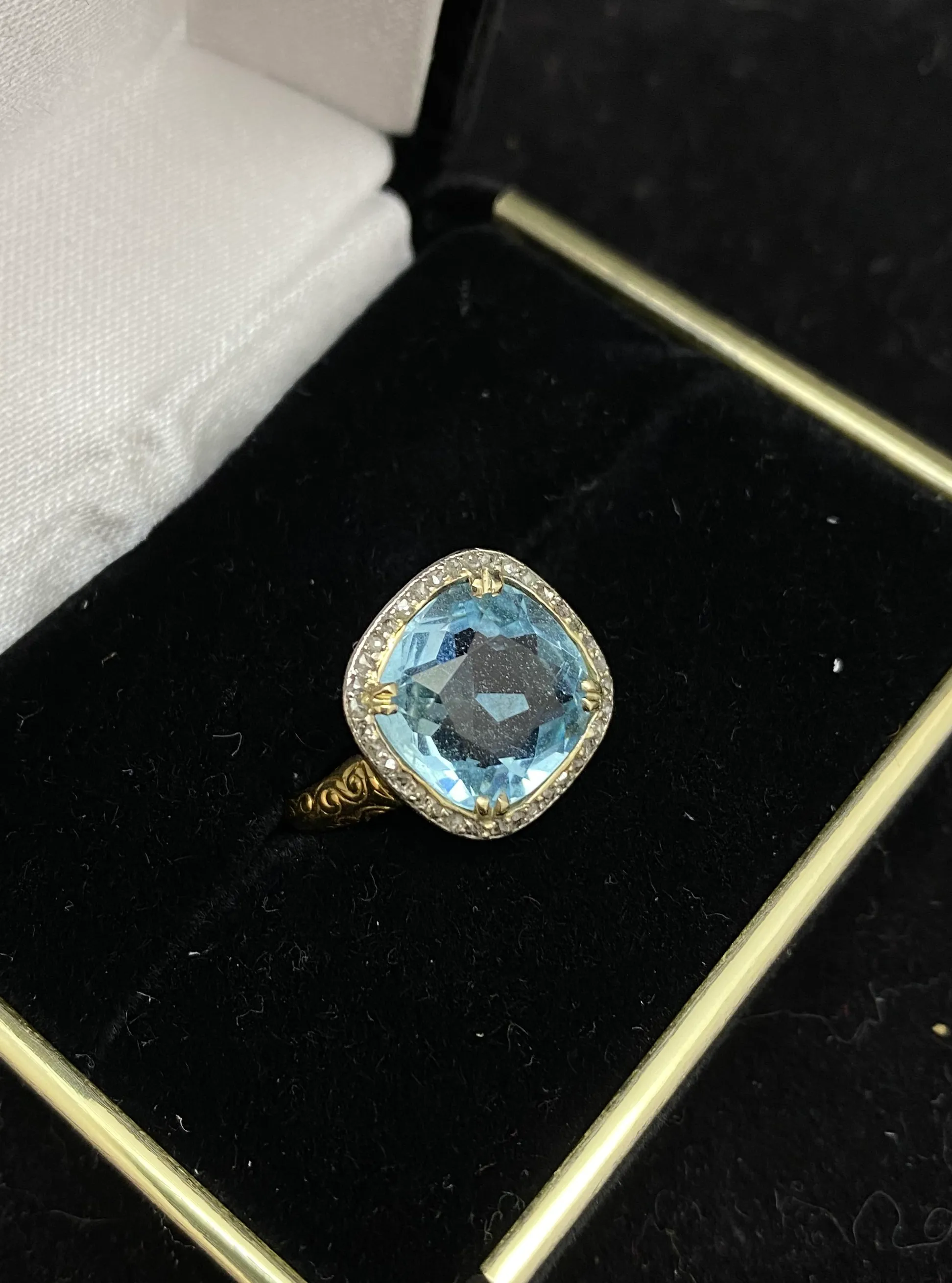 1930's Antique Designer's SYG Aquamarine w 36 Diamonds Ring - $20K Appraisal Value w/ CoA!