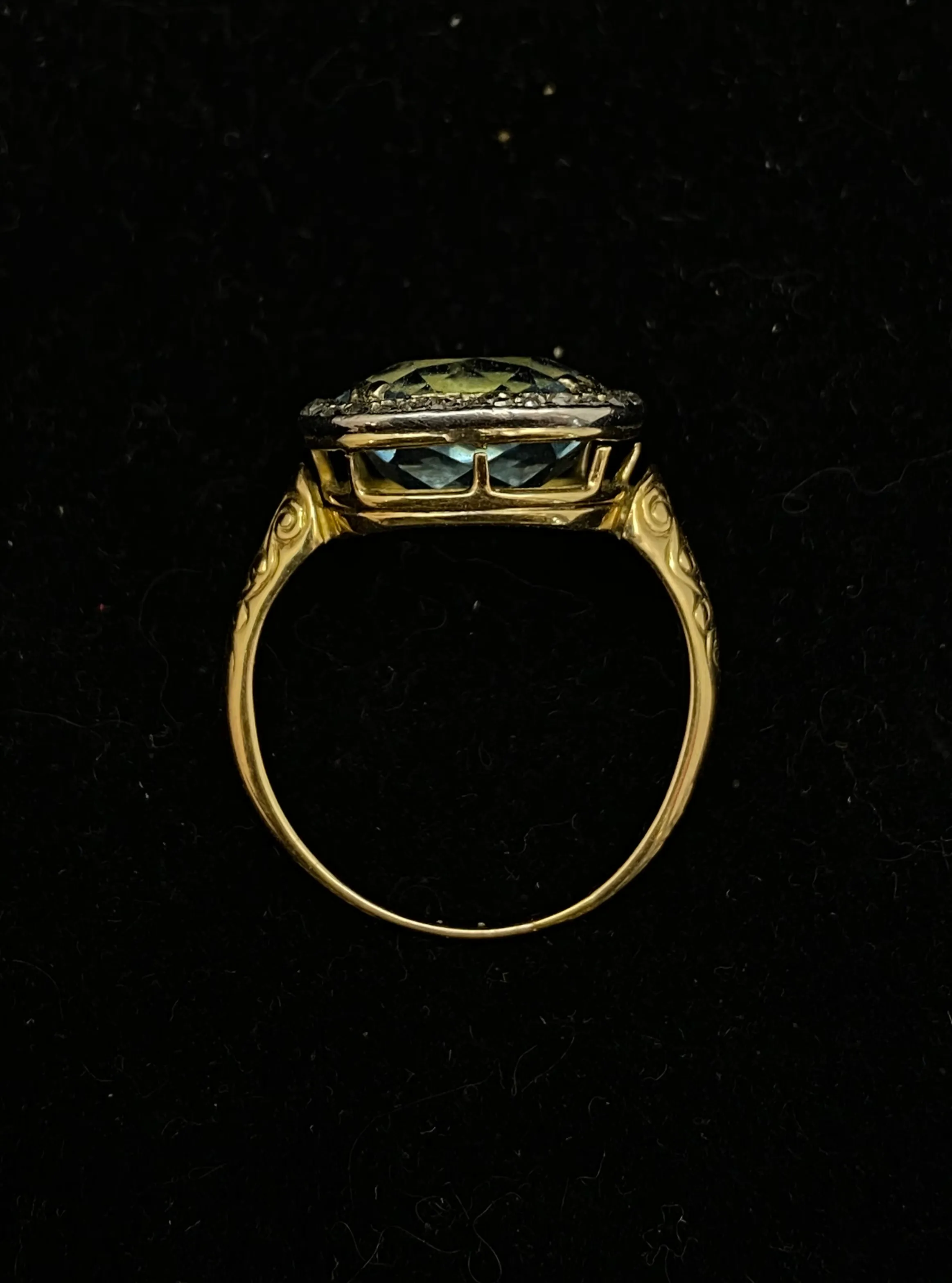 1930's Antique Designer's SYG Aquamarine w 36 Diamonds Ring - $20K Appraisal Value w/ CoA!