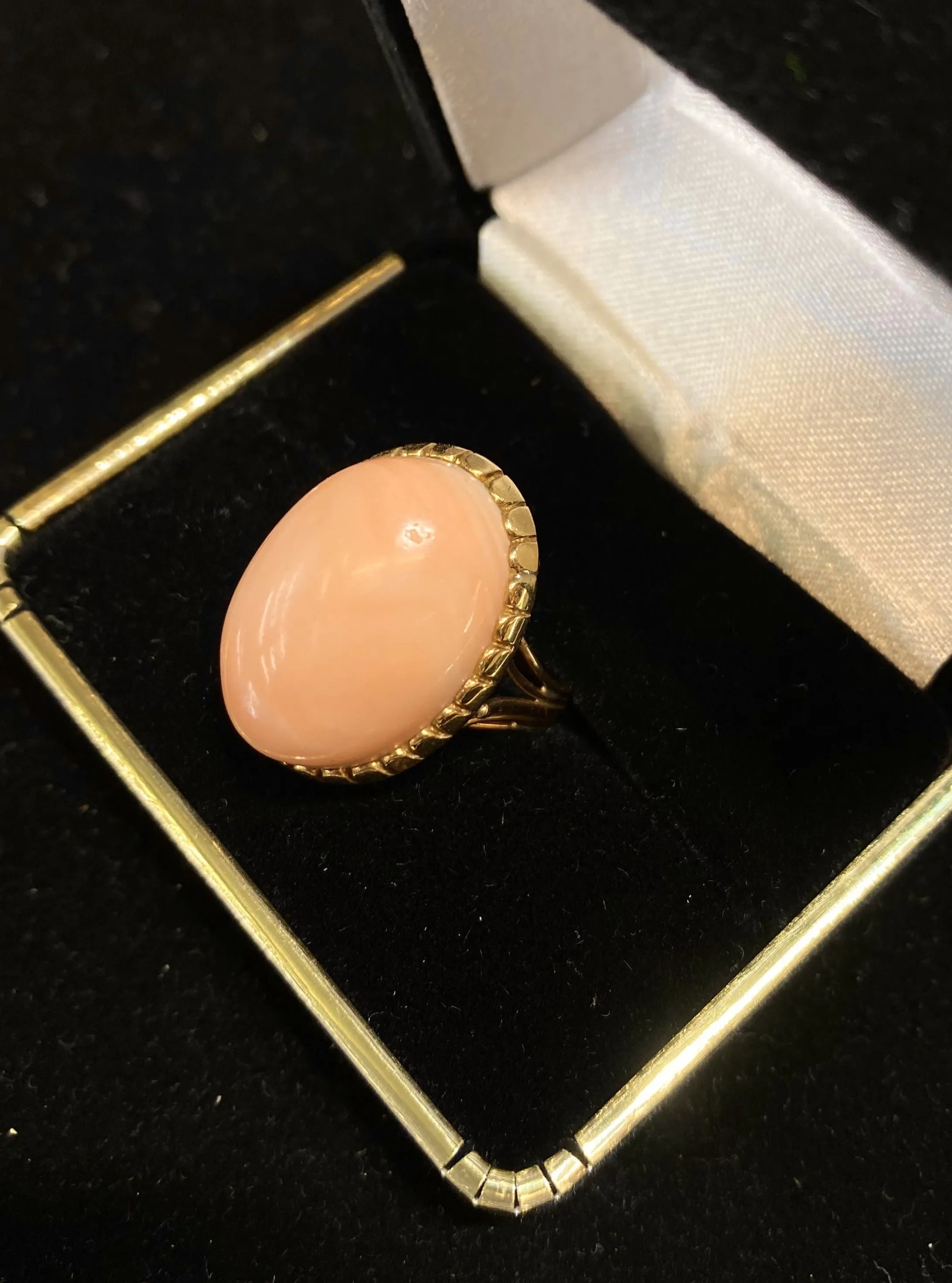 1940's Designer 30 cts Cabochon Pink Coral Solid Yellow Gold Ring $7K APR w/CoA}