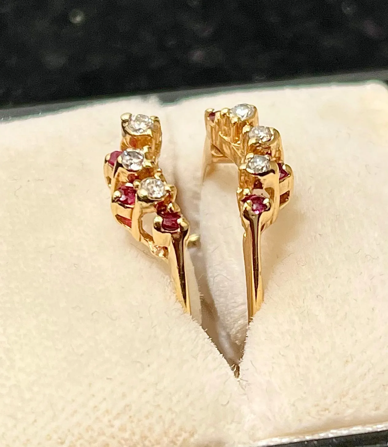 1940s Designer SYG Diamond & Ruby Enhancer Ring - $4K Appraisal Value w/CoA!