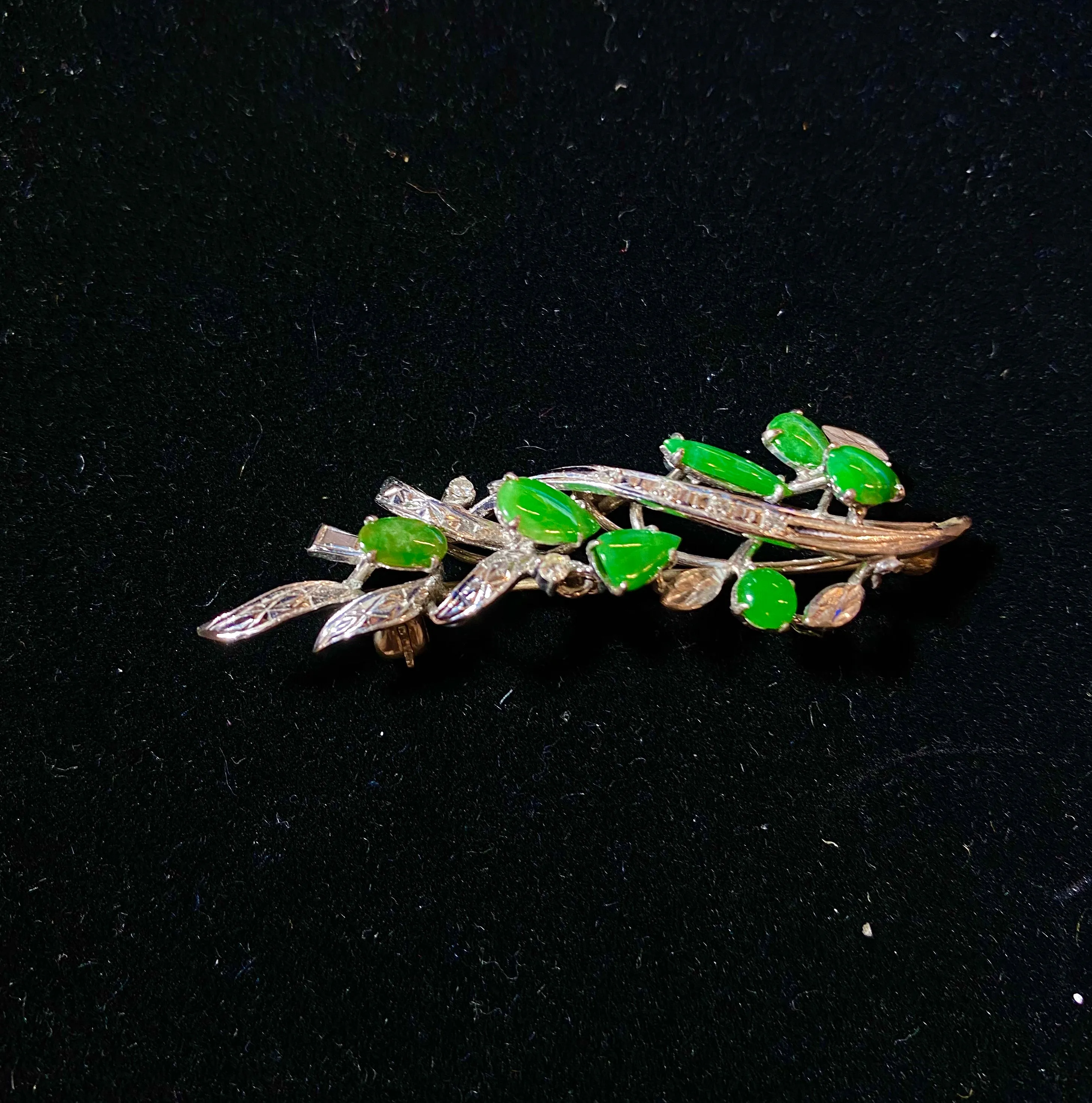 1940's Designer WG  Diamonds/Green Jades Leaves Motif Brooch/Pin w $6K COA !!!}