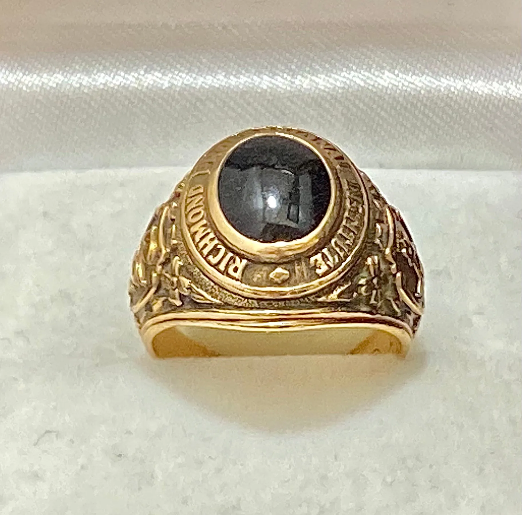 1940’s Richmond Professional Institute Solid Yellow Gold with Onyx Class Ring - $6K Appraisal Value w/CoA}
