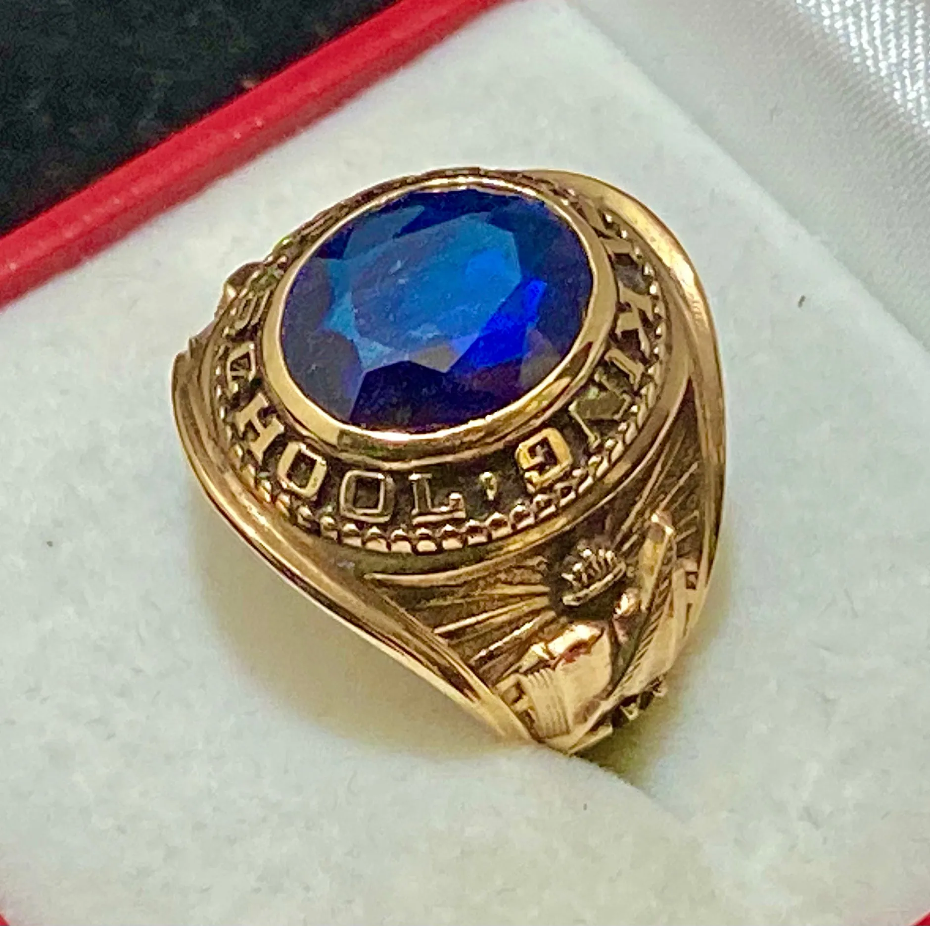 1974 Storm King School Class Ring in Solid Yellow Gold - $6K Appraisal Value w/CoA}