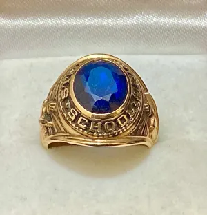 1974 Storm King School Class Ring in Solid Yellow Gold - $6K Appraisal Value w/CoA}