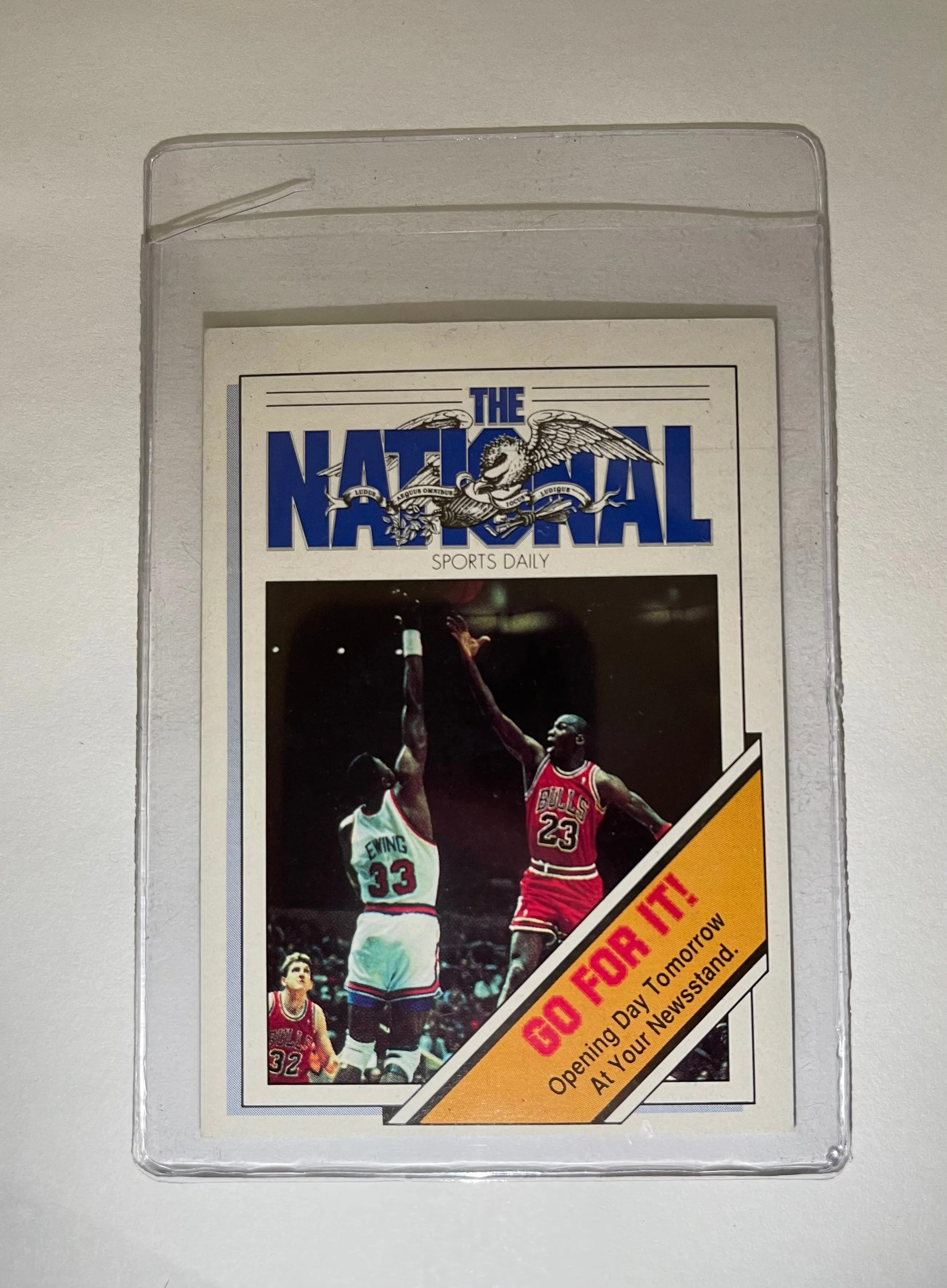 1990 THE NATIONAL SPORTS DAILY PROMO EWING X MICHAEL JORDAN - $200 APR W COA!!!!