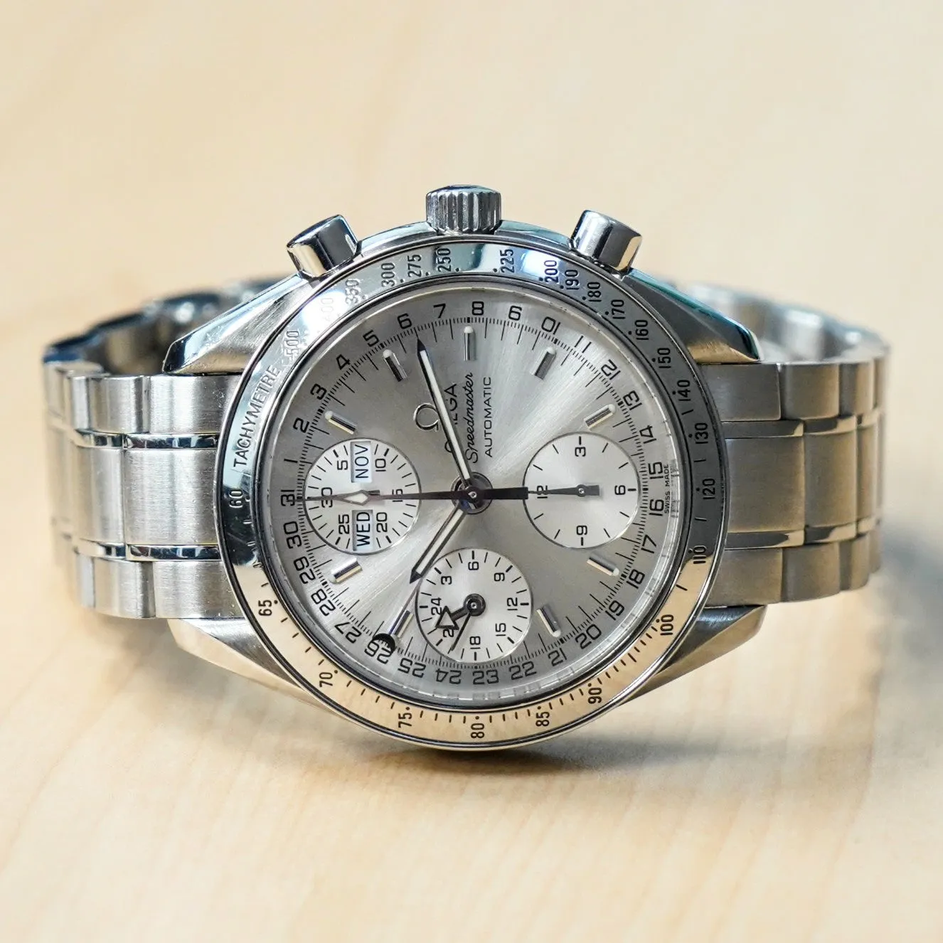 1998 OMEGA Speedmaster Day/Date Automatic Chronograph Watch 3523.30.00 39mm ALL S.S. Wristwatch
