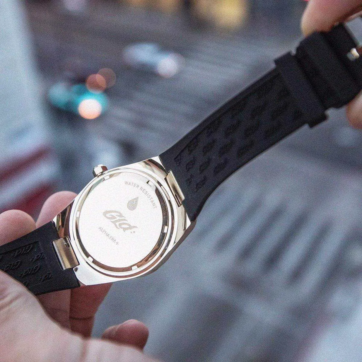 42MM Alpha Era® Gold w/ Rubber Strap