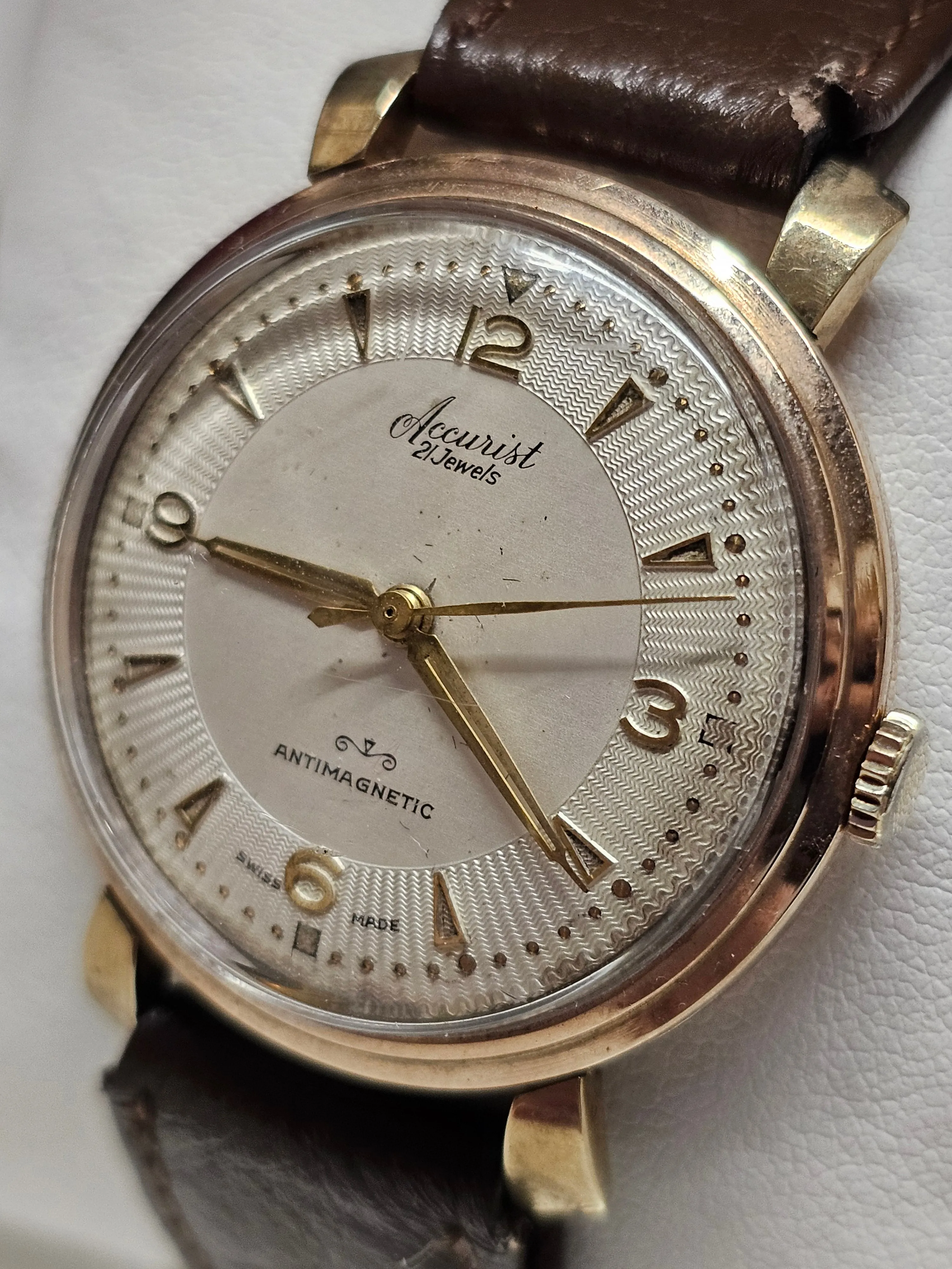 ACCURIST, Vintage 1940s, 9K Rose Gold, Hooded Lugs Men's Watch- $10K APR w/ COA!