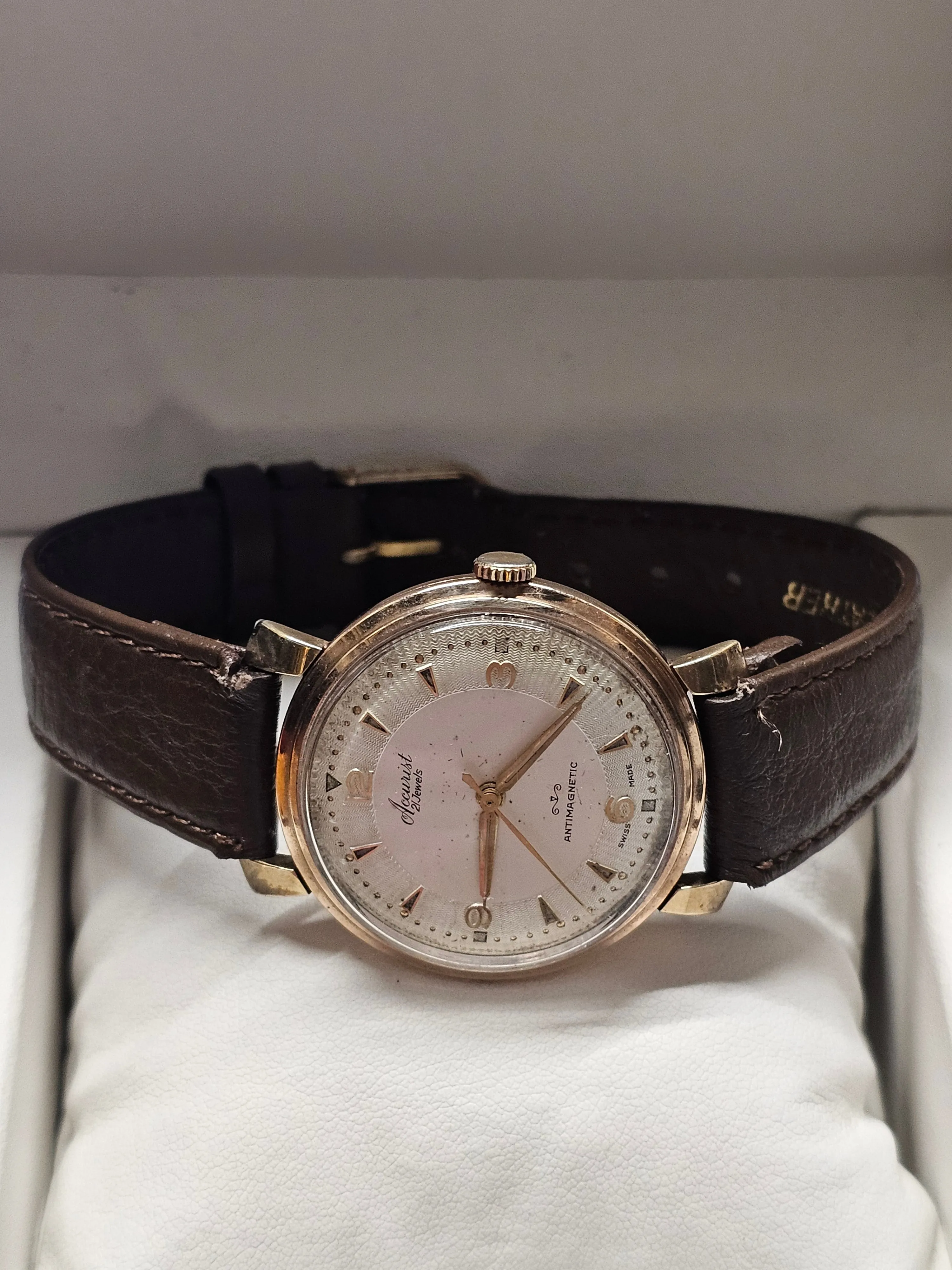 ACCURIST, Vintage 1940s, 9K Rose Gold, Hooded Lugs Men's Watch- $10K APR w/ COA!