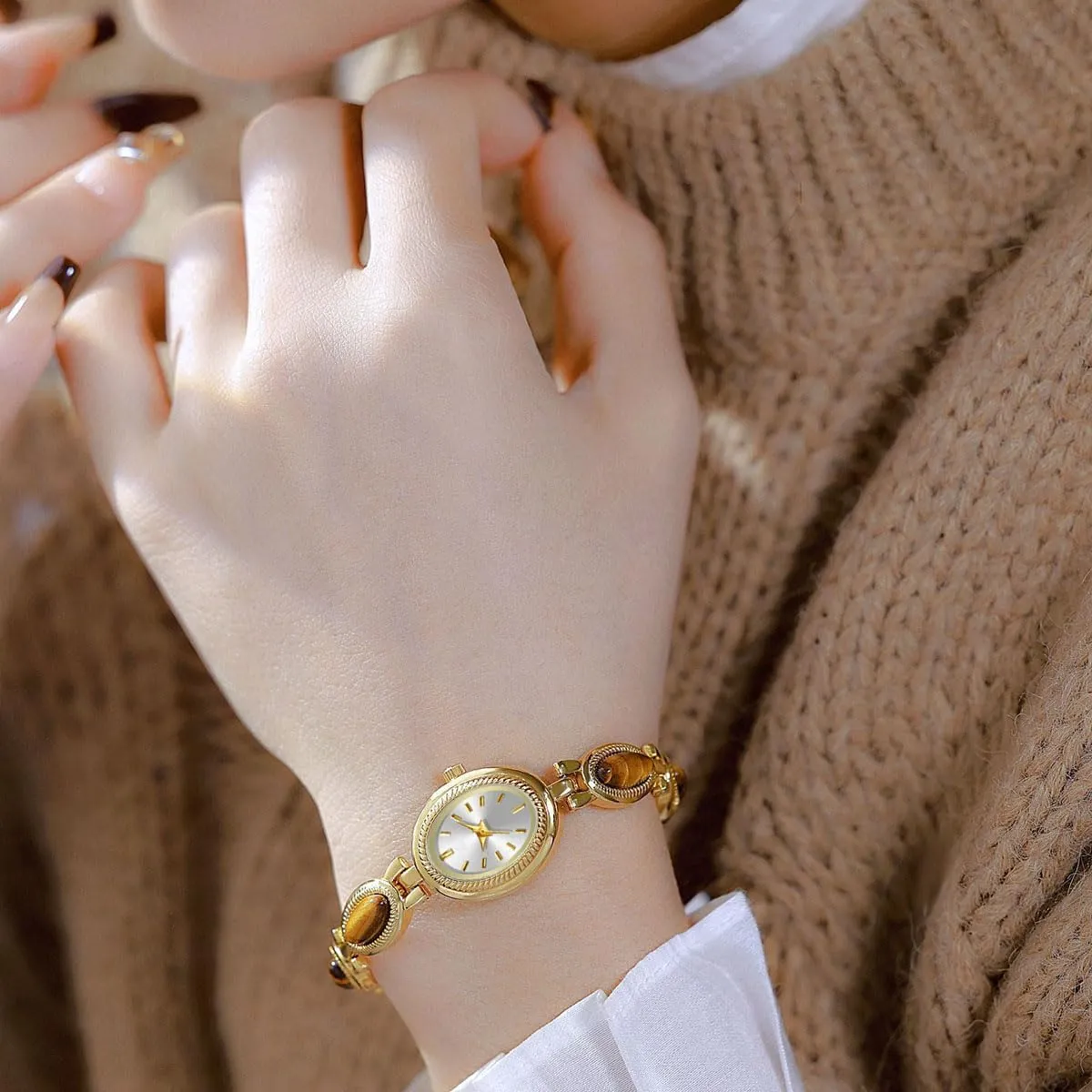 ADSBIAOYE Womens Gold Watch Waterproof Quartz Wrist Watch Elegant Oval Vintage Small Dial Bracelet Watch Fashion Dress Watches for Ladies