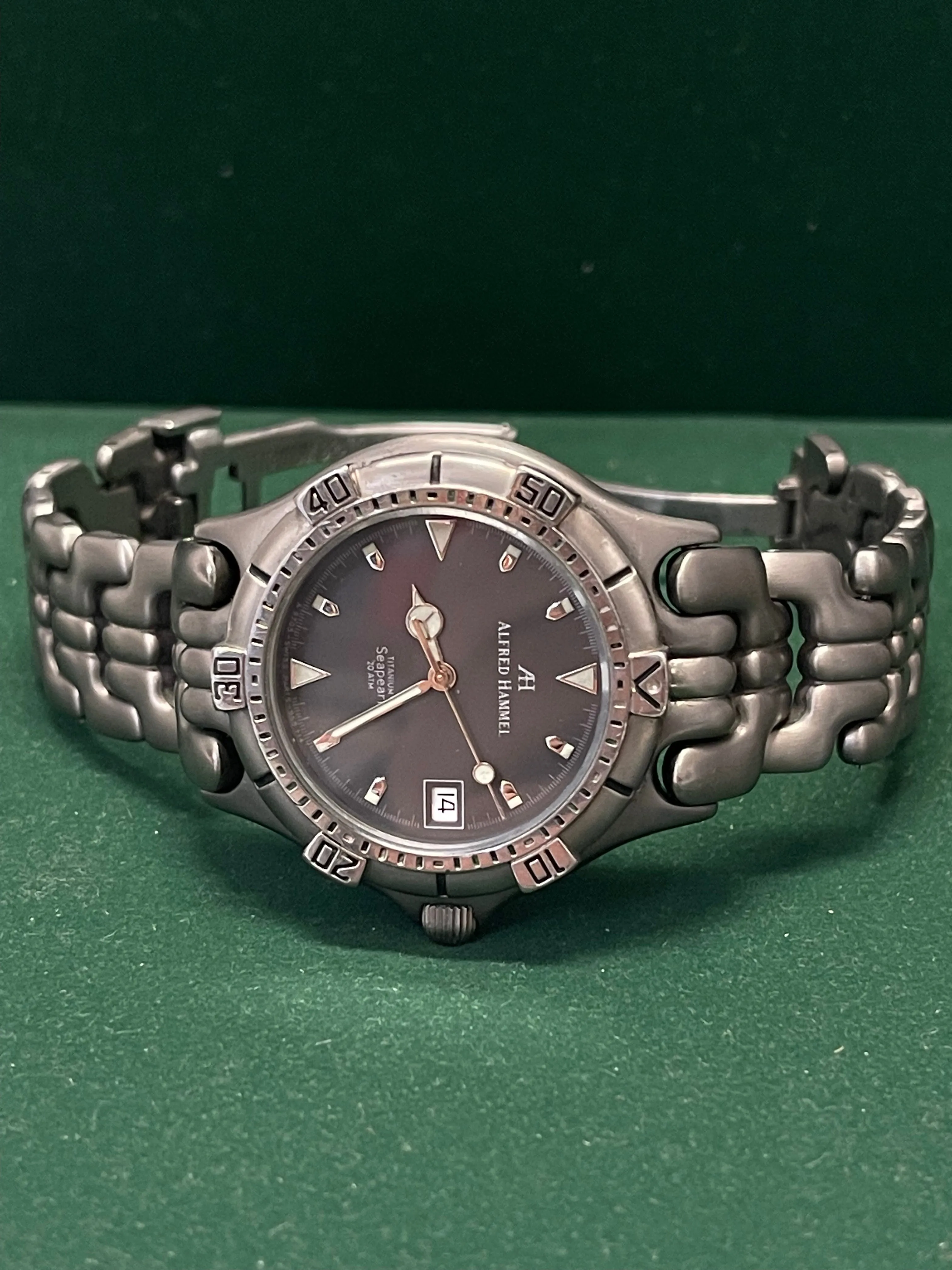 Alfred Hammel Wristwatch Rotating Diving Bezel Quartz Movement - $6K APR w/ COA!
