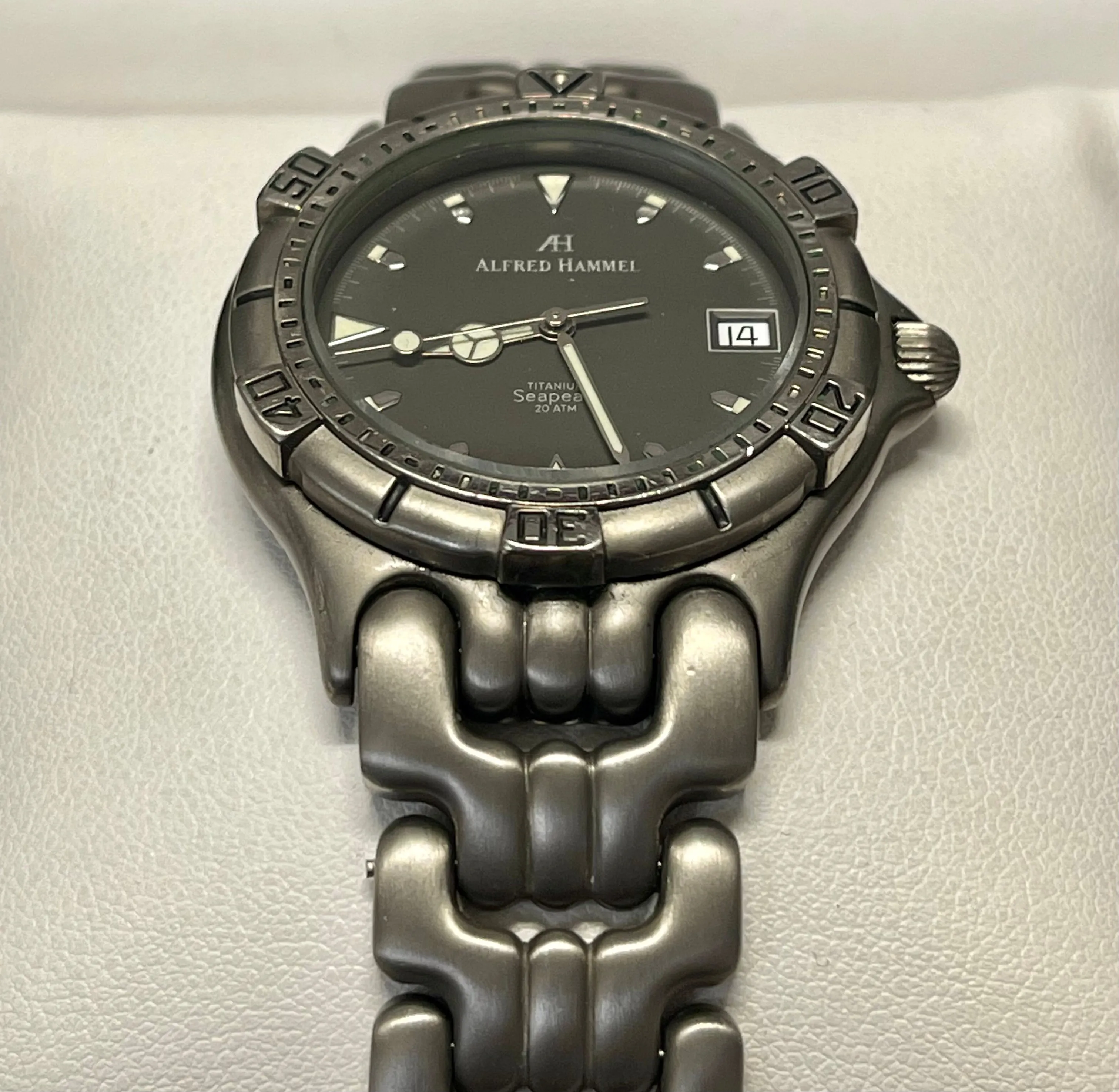 Alfred Hammel Wristwatch Rotating Diving Bezel Quartz Movement - $6K APR w/ COA!