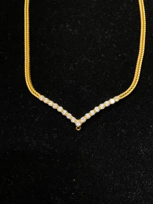 AMAZING Vintage V-shape 18K Yellow Gold Necklace w/ 17 Brilliant Diamonds! - $20K Appraisal Value! }