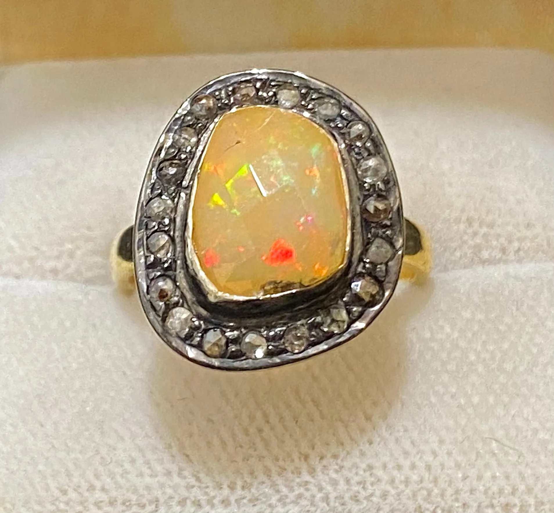 Antique Design Yellow Gold P& Sterling Silver with Opal & Diamonds Ring - $6K Appraisal Value w/CoA}