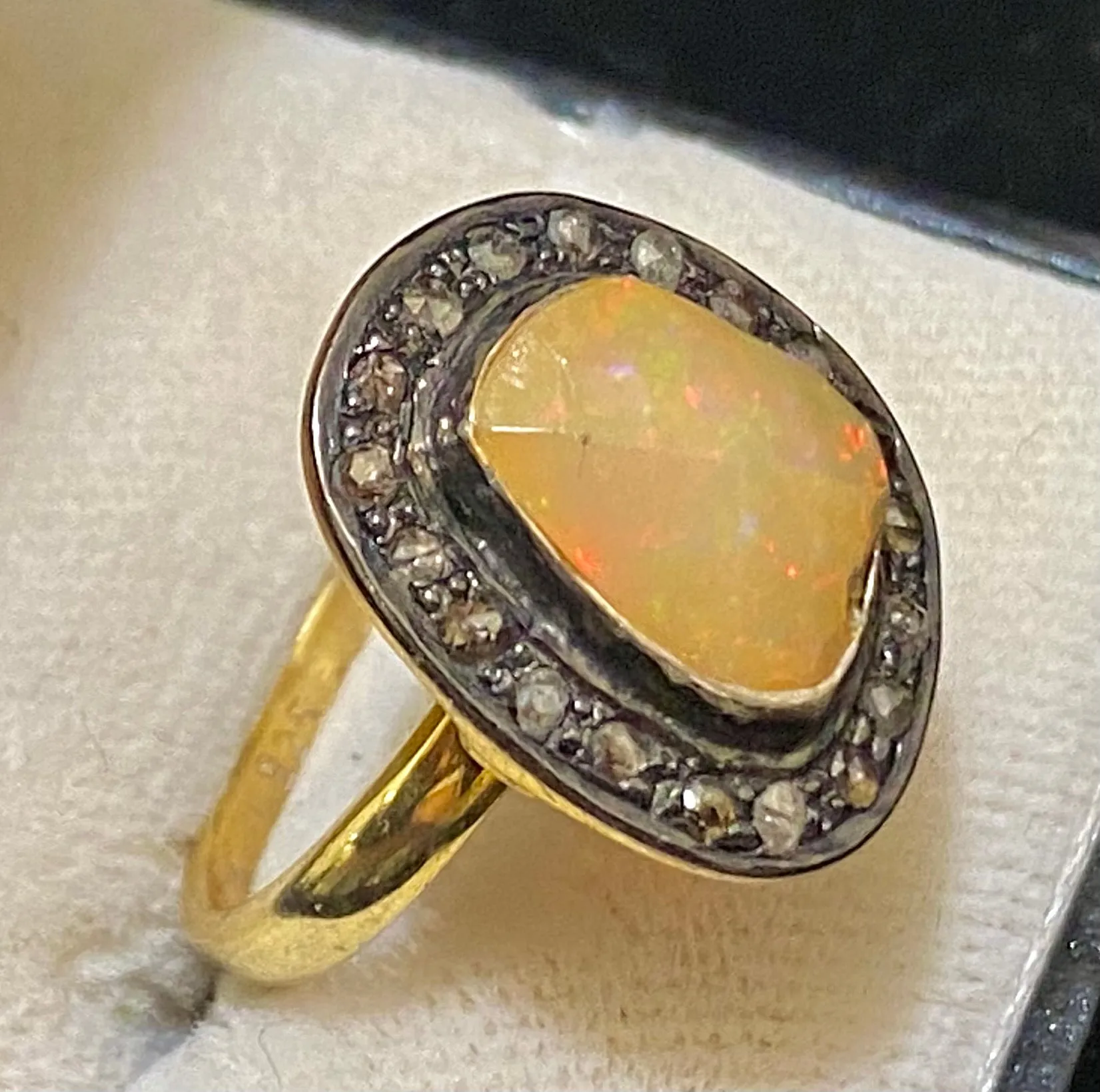 Antique Design Yellow Gold P& Sterling Silver with Opal & Diamonds Ring - $6K Appraisal Value w/CoA}