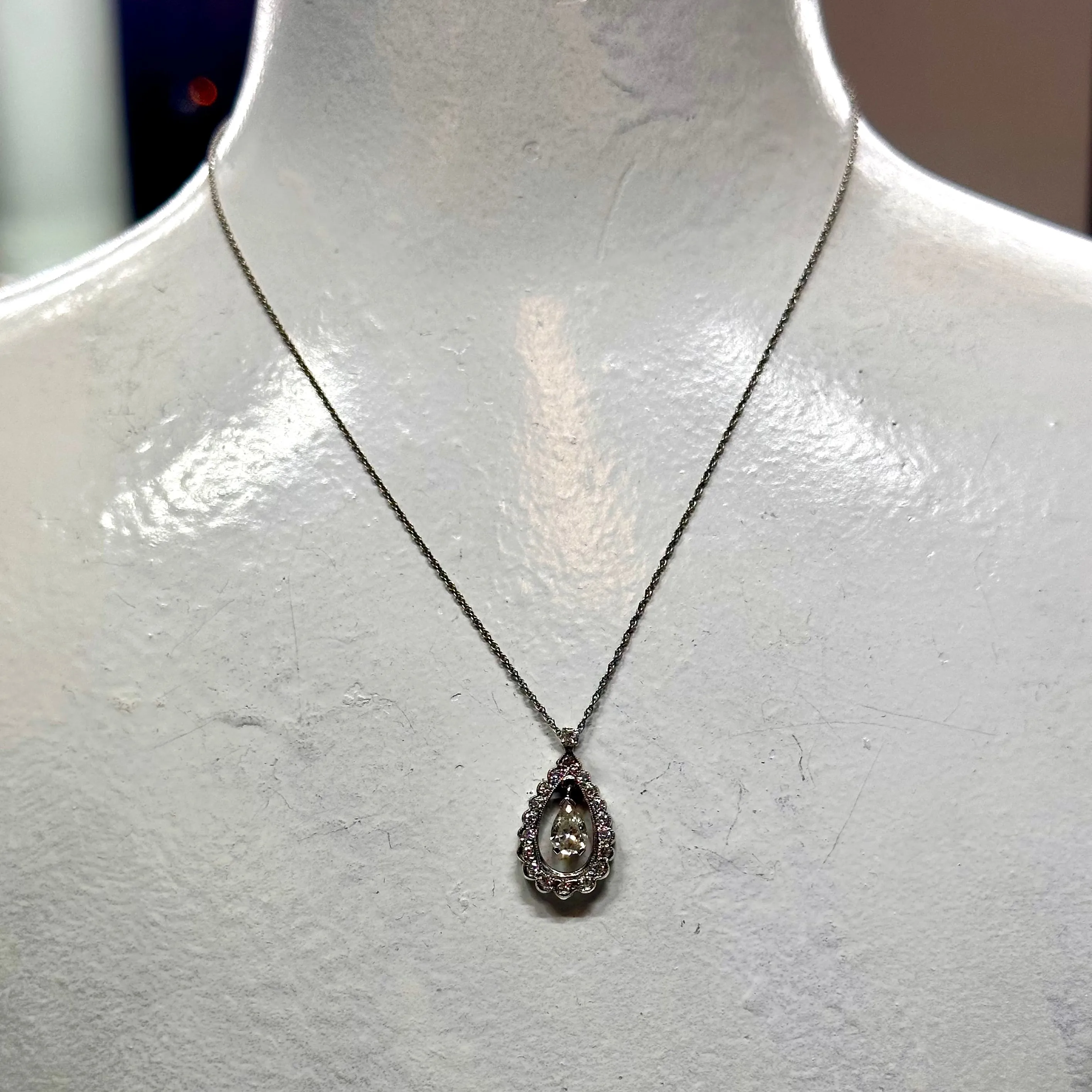 Antique Ladies 1.81 Cts Solid White Gold Pendants & Necklaces - $15k APR w/ CoA!