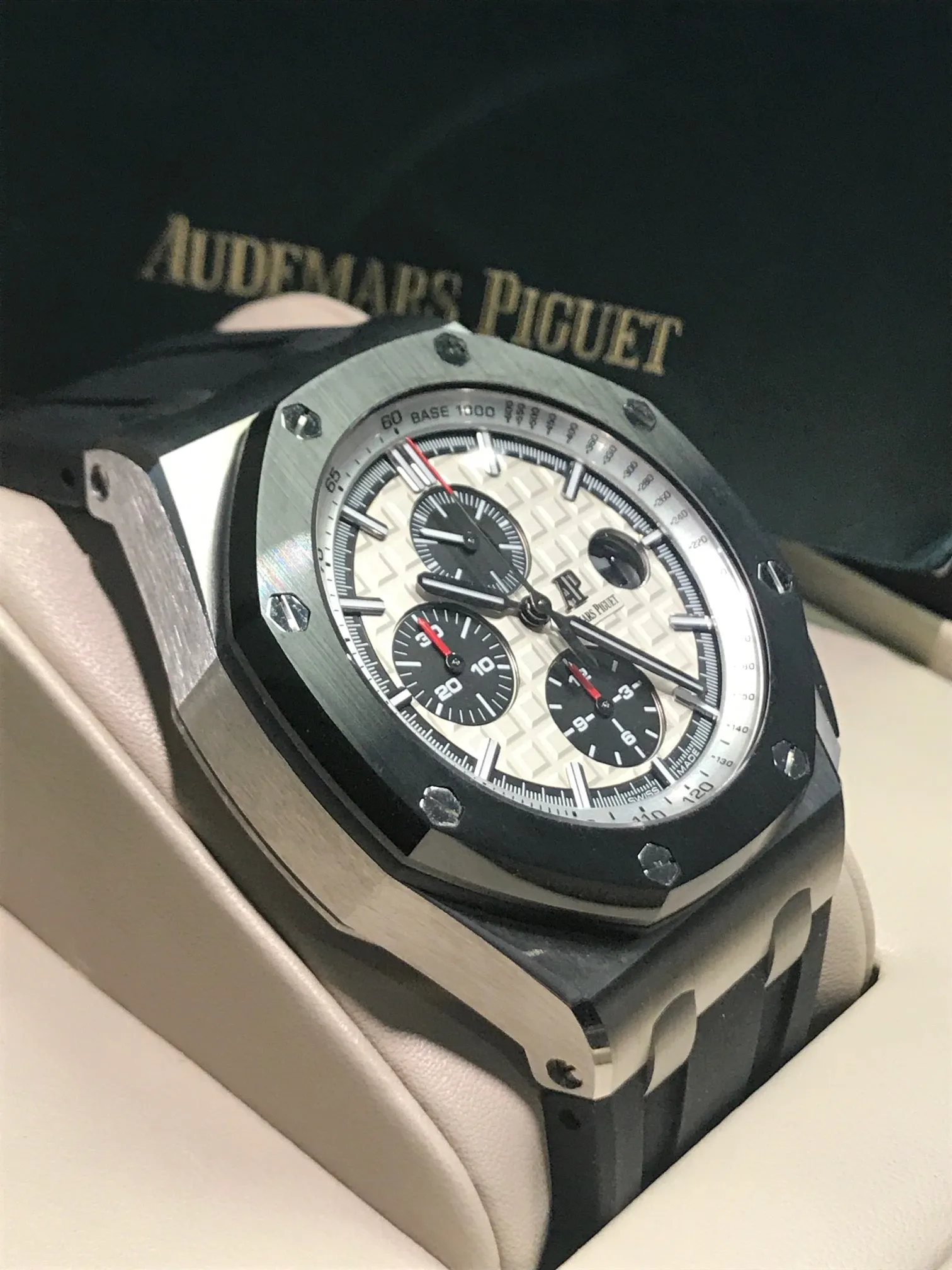 AUDEMARS PIGUET Royal Oak Offshore Chronograph SS/Ceramic w/ Original Box & Papers! - $40K VALUE!