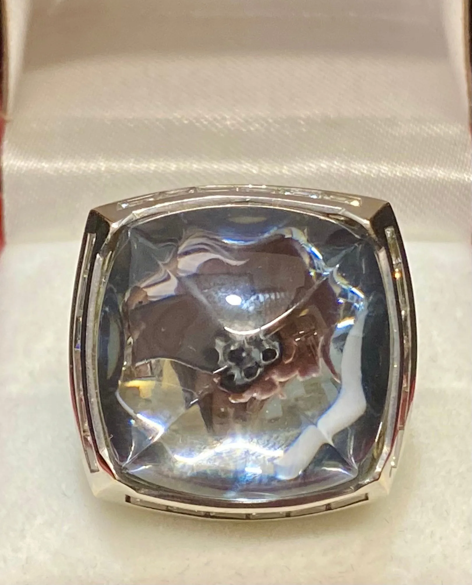 BACCARAT 18K White Gold with Sugarloaf Crystal & 24 Diamonds Ring - $40K Appraisal Value w/CoA}
