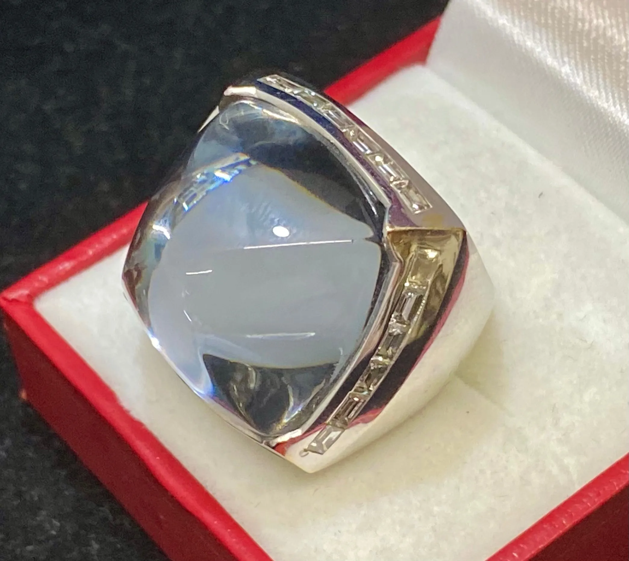BACCARAT 18K White Gold with Sugarloaf Crystal & 24 Diamonds Ring - $40K Appraisal Value w/CoA}