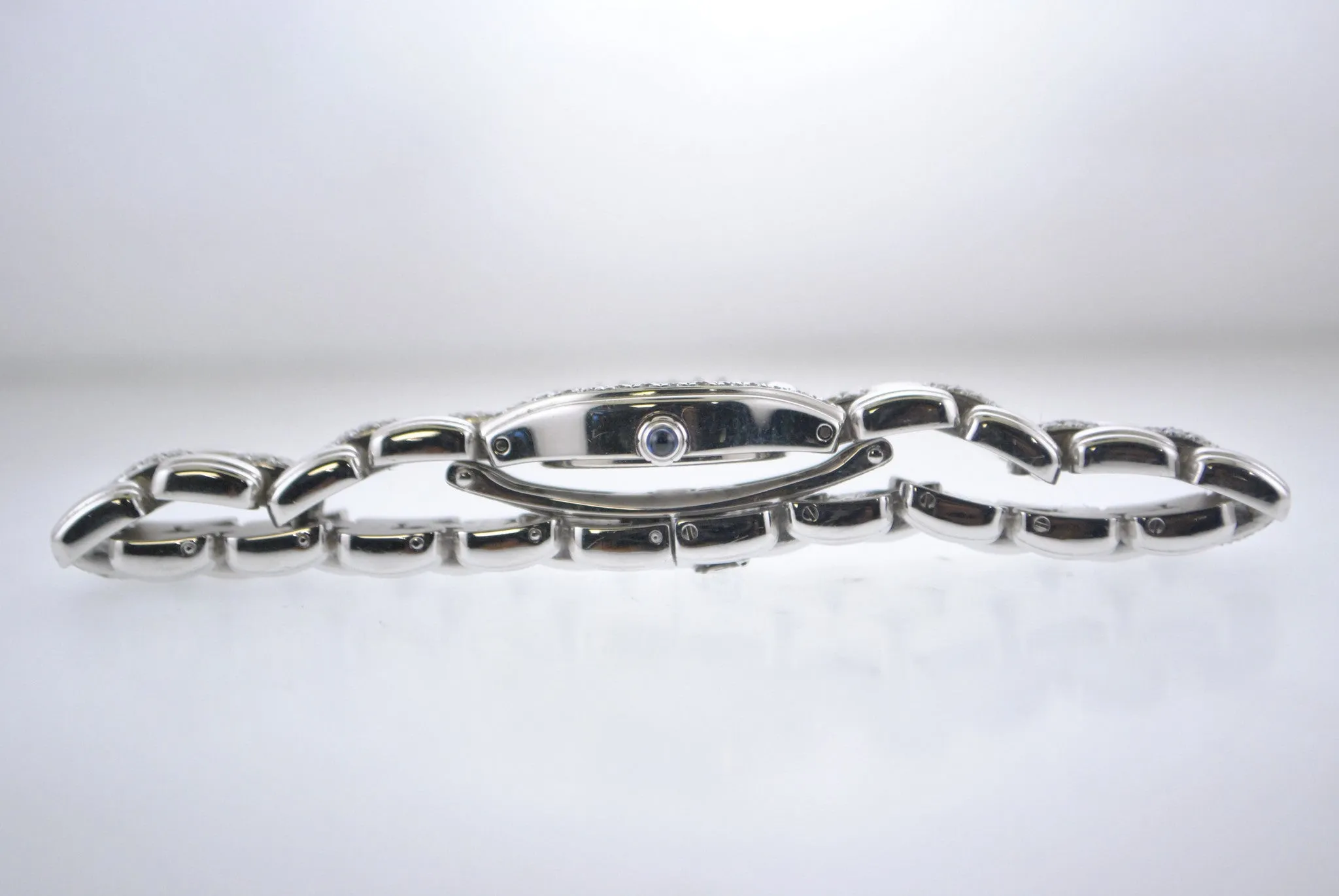 Baume & Mercier Lady's Wristwatch in 18K White Gold with Diamonds & Mother of Pearl Dial - $18K VALUE