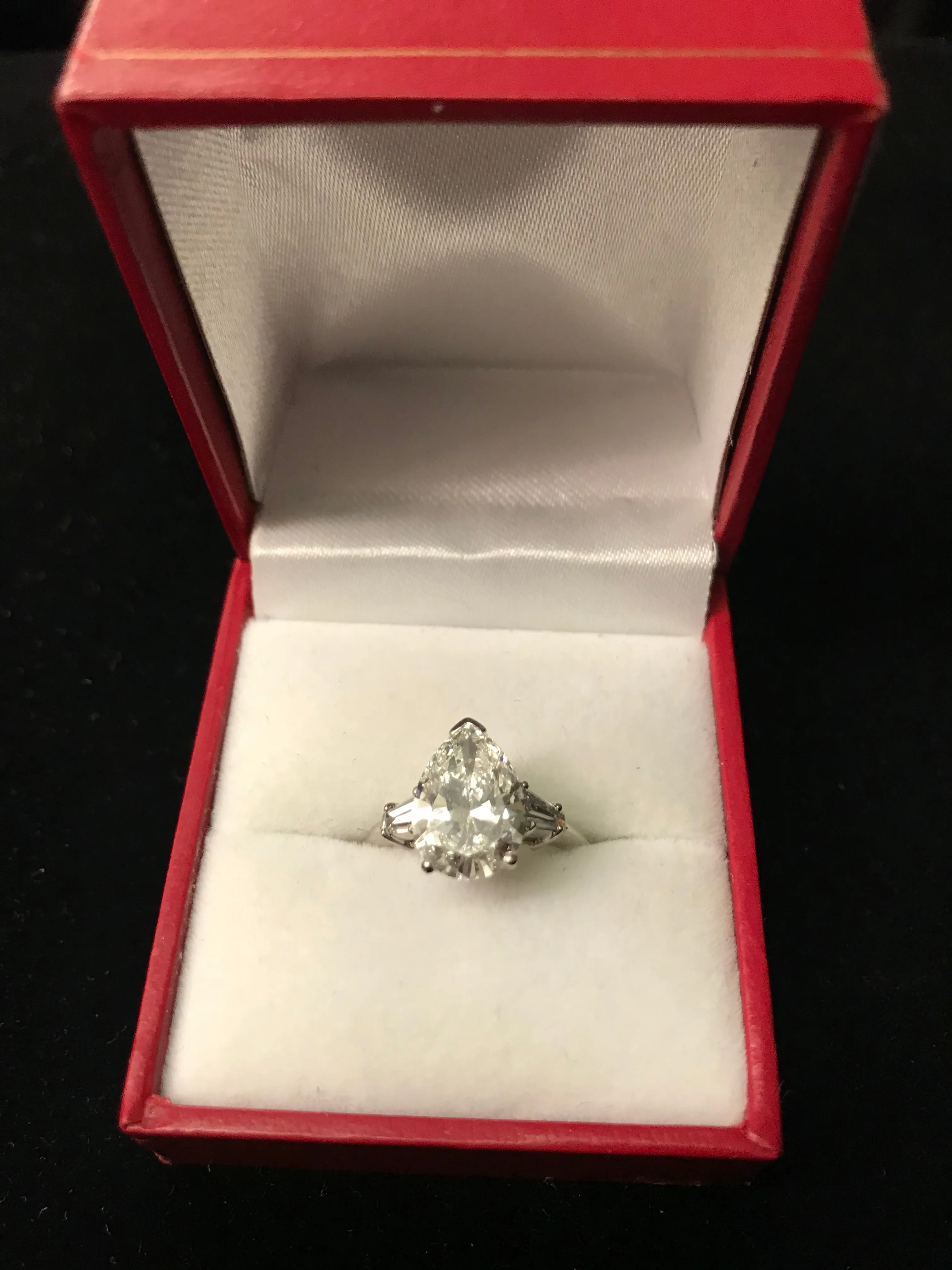 BEAUTIFUL 3-Diamond Pear Shaped Engagement Ring on Platinum - $95K Appraisal Value! ✓