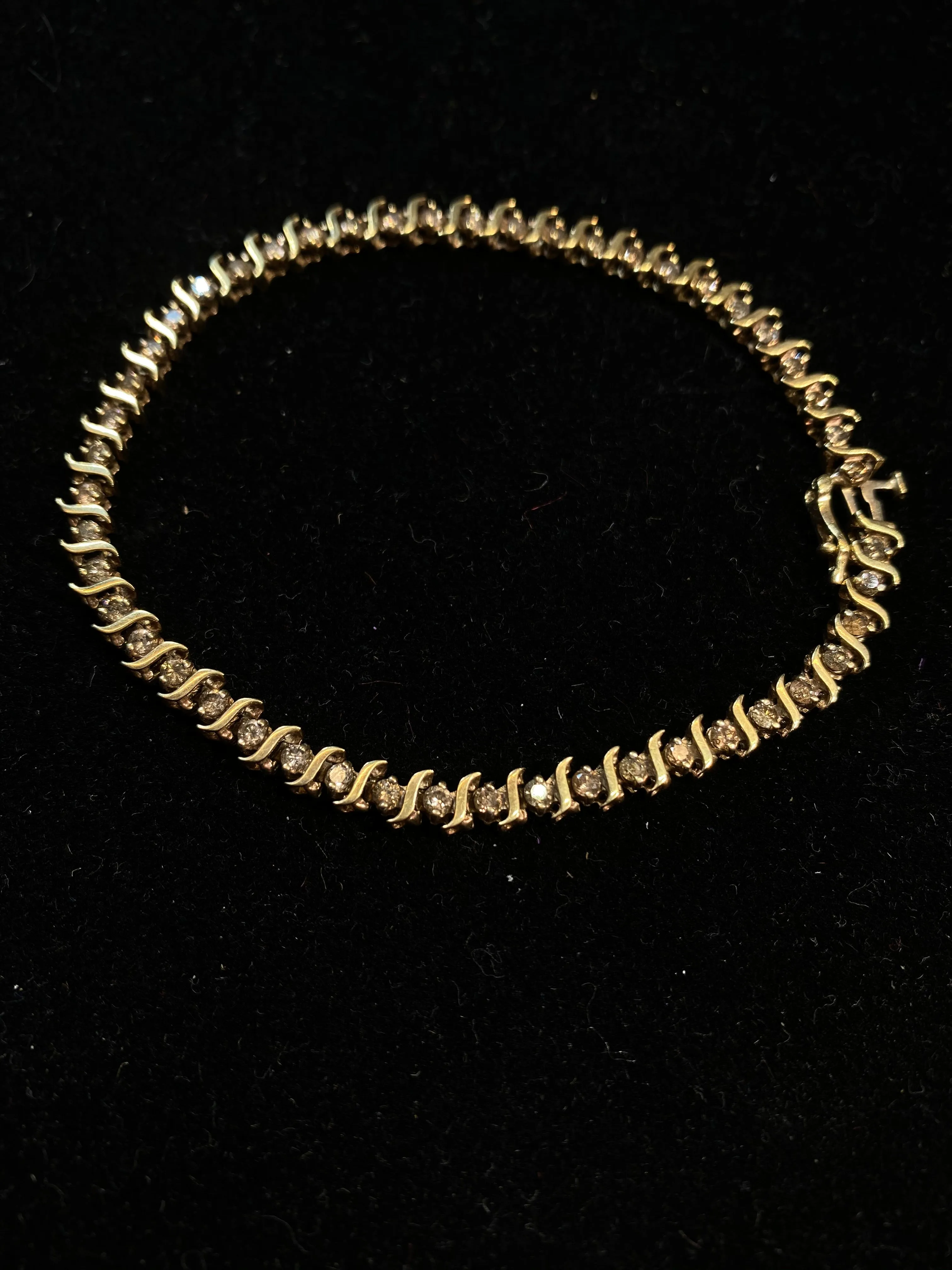 BEAUTIFUL Designer Diamond Tennis Bracelet Yellow Gold w/ 43 Diamonds & 2.50 Carats!  - $5K Appraisal Value! ✓