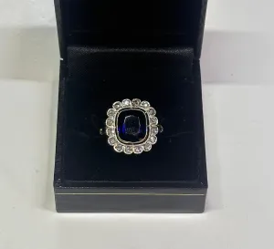 BEAUTIFUL LADIES SAPPHIRE & DIAMONDS 18K YELLOW GOLD RING - $40k APR w/ CoA!