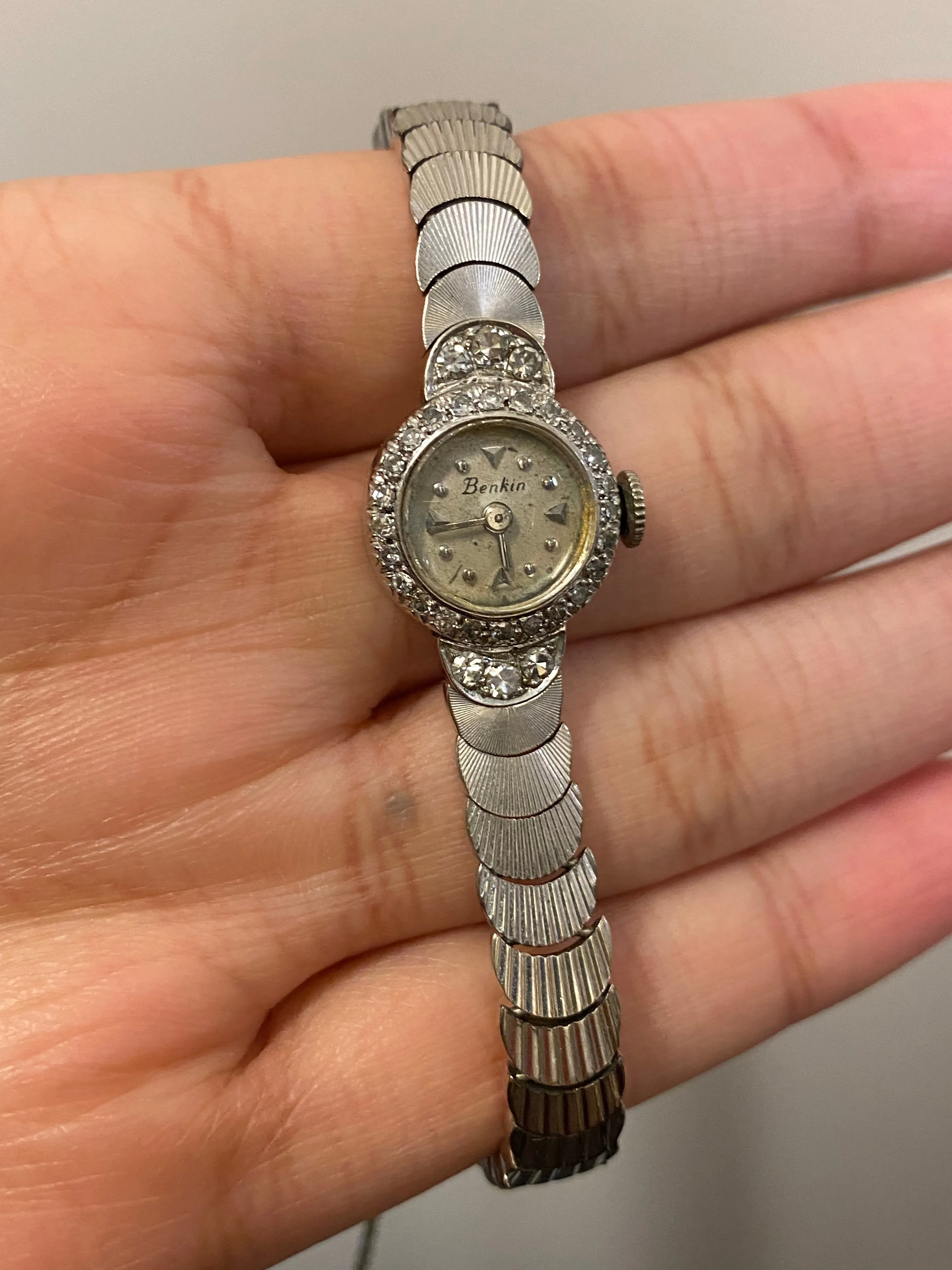 BENKIN Vintage 1920s SWG Ladies Watch w/ 0.80K of FVSI Diamonds- $15K APR w COA!