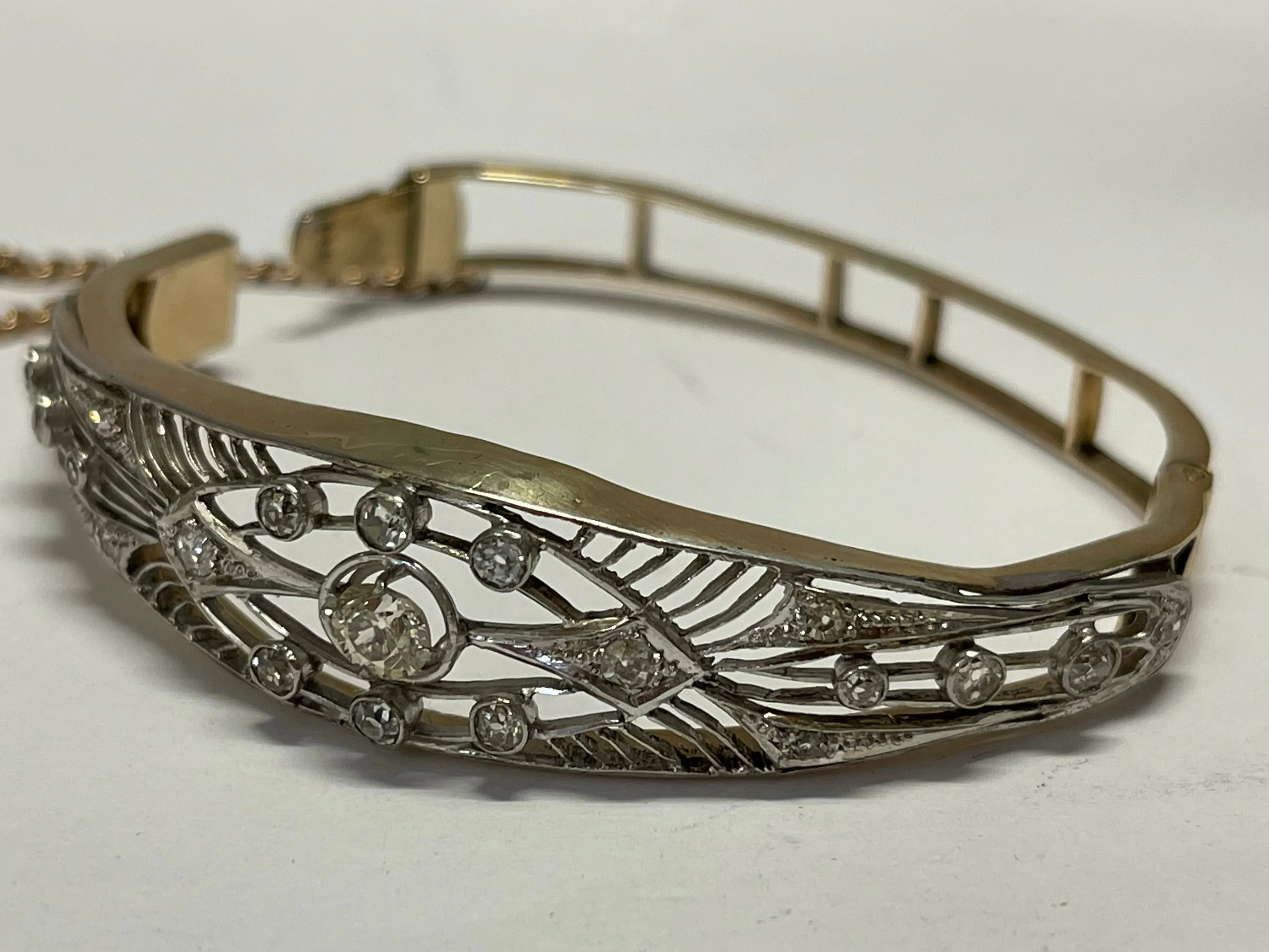 Bracelet Victorian Style C. 1900s Solid Gold & Diamonds Piece - $13K APR w/ CoA!