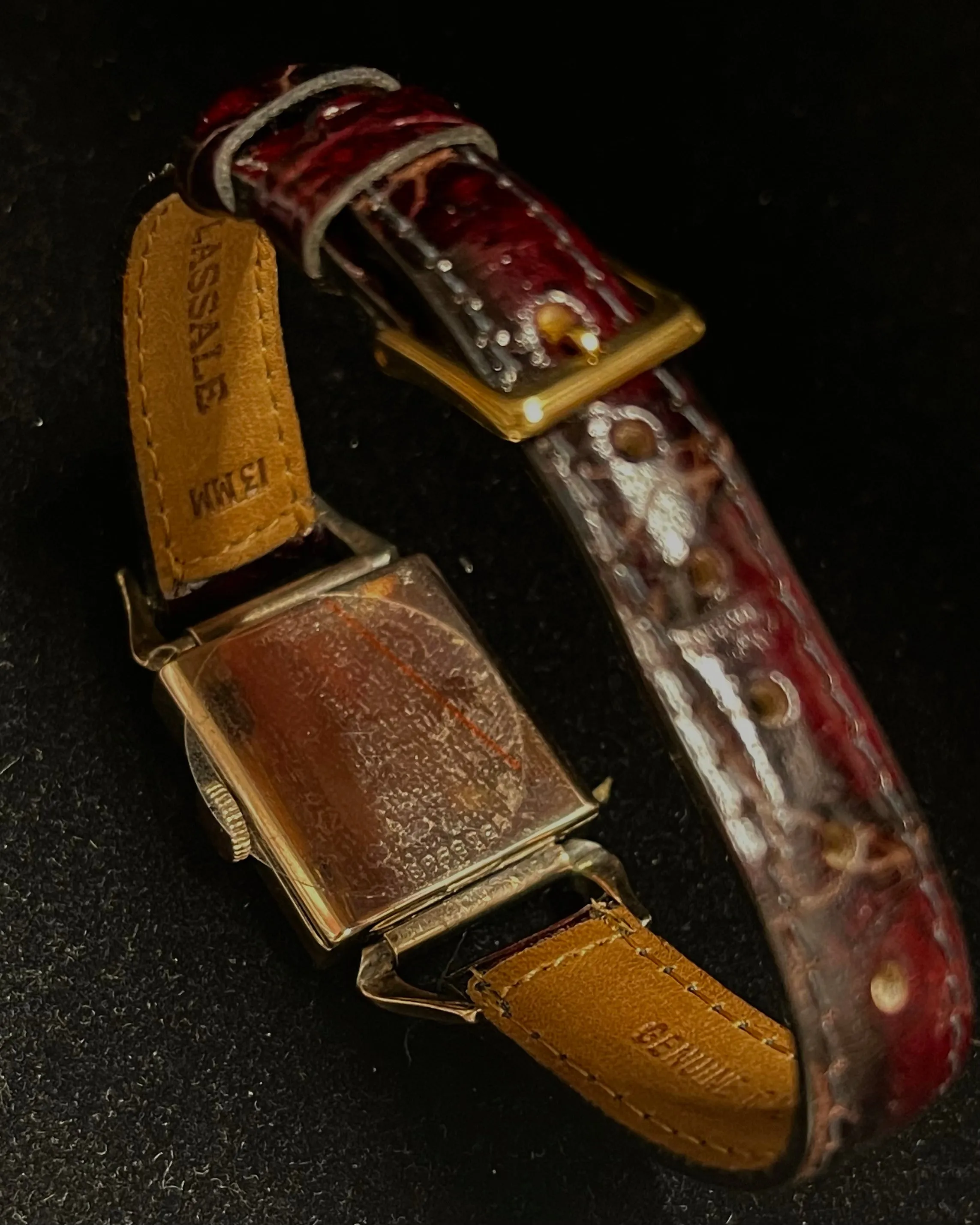 Bulova c. 1940´s 14K Rose Gold Unisex Watch With Square Case - $6K APR w / COA!