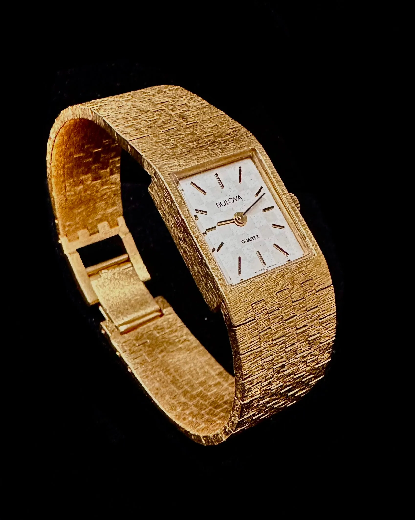 Bulova Vintage Gold Tone Ladies w/ Original Bulova Movement Watch - $2K APR w/ COA!