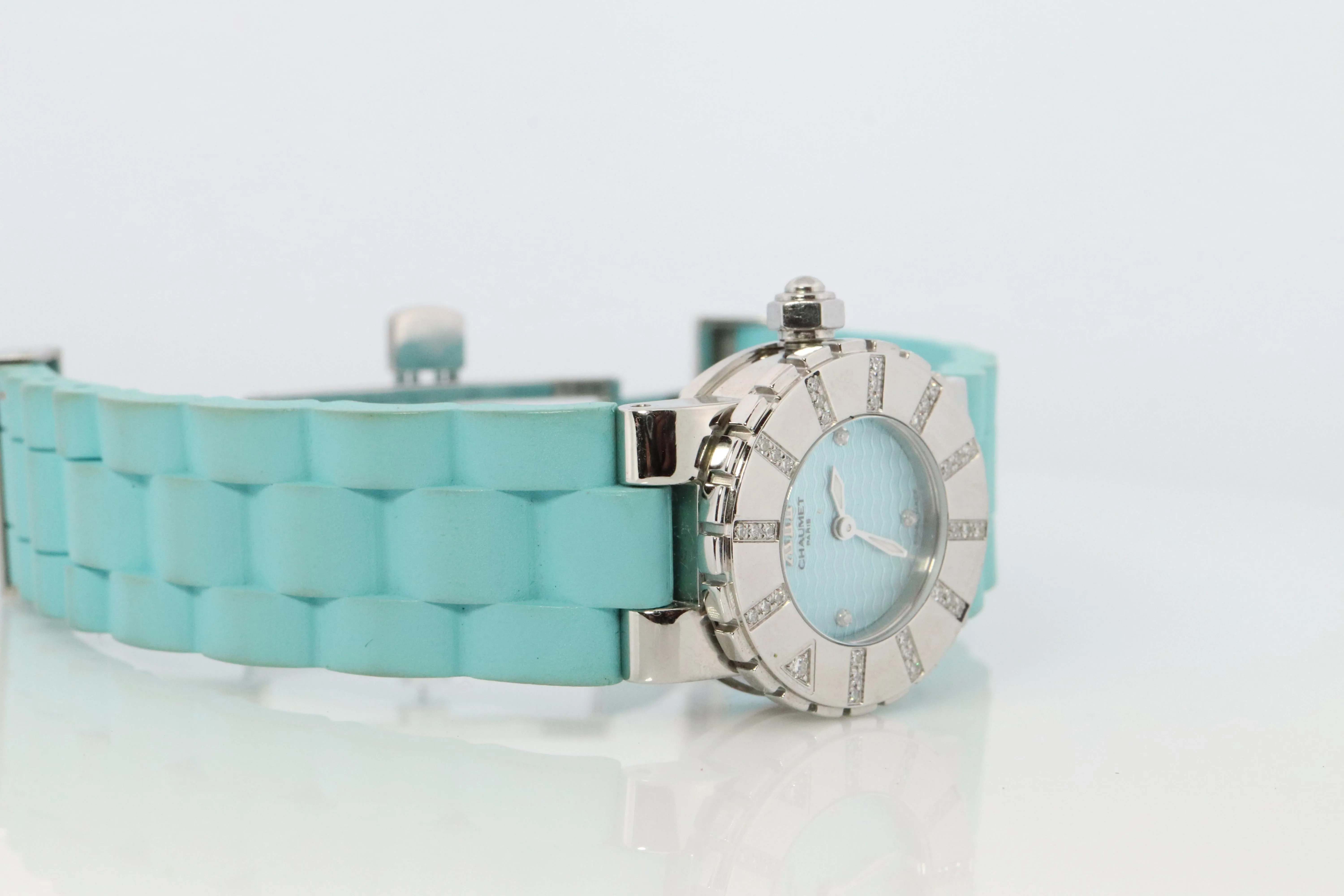 Chaumet Class One Watch. Chaumet 621 Diamond Ladies Wristwatch.