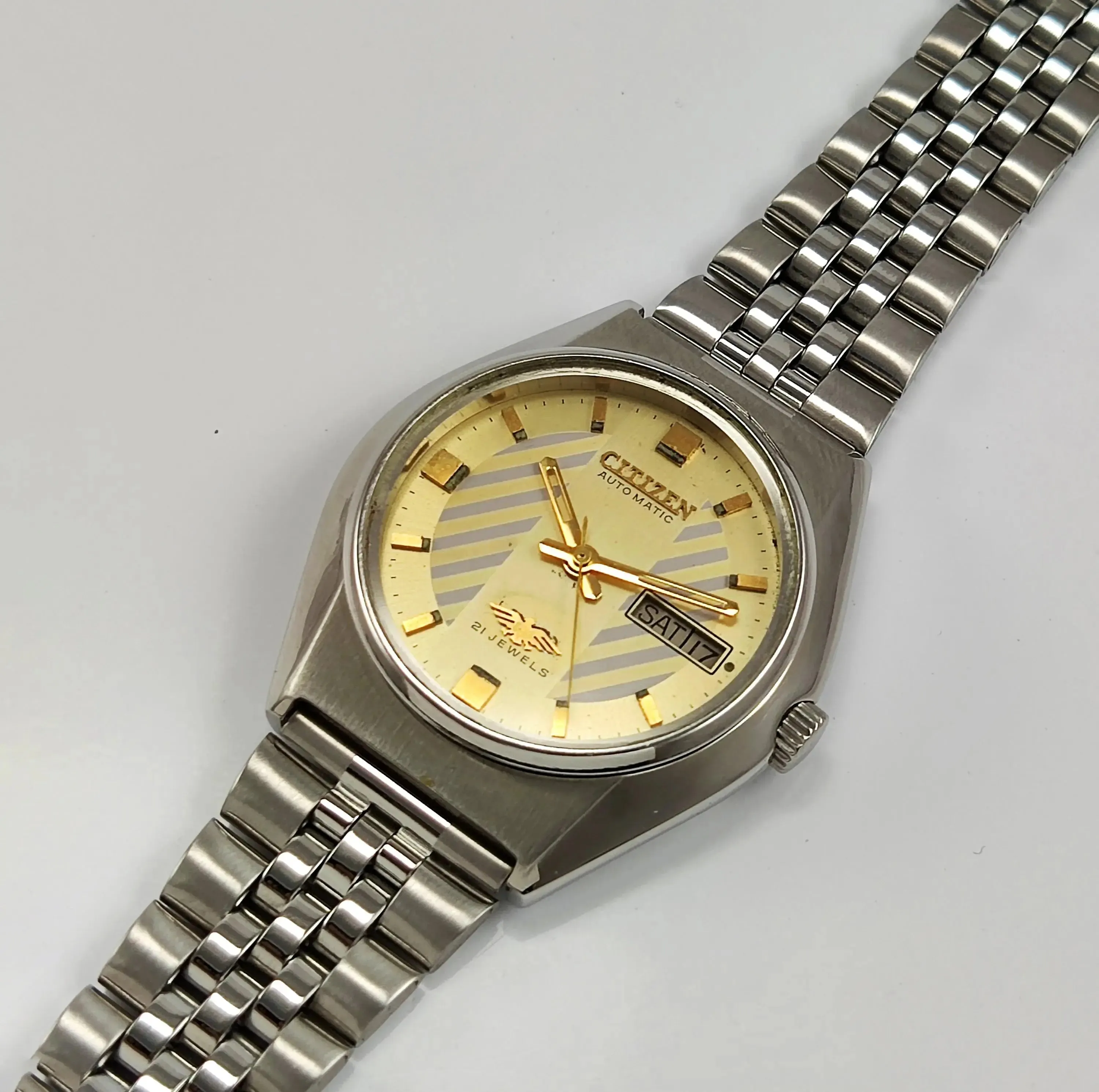 Citizen Cream Dial Automatic 21 Jewels Day Date Men's Watch 8200A
