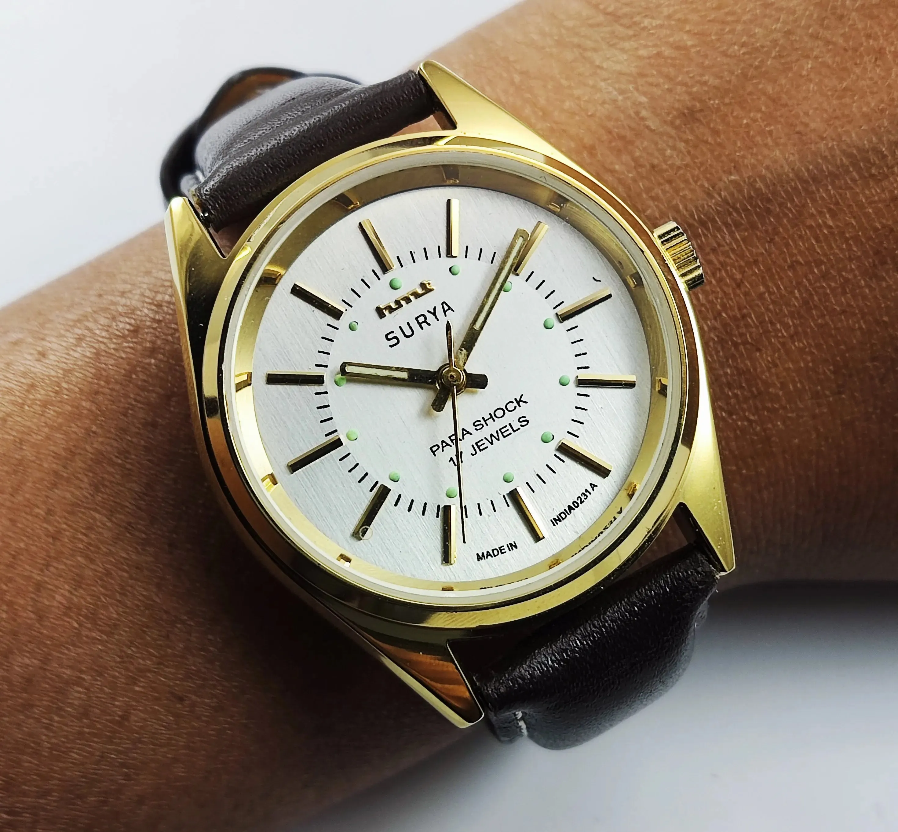 HMT Surya Para Shock 17 Jewels Silver Dial Transparent Back Mechanical Hand winding Men's Wrist Watch
