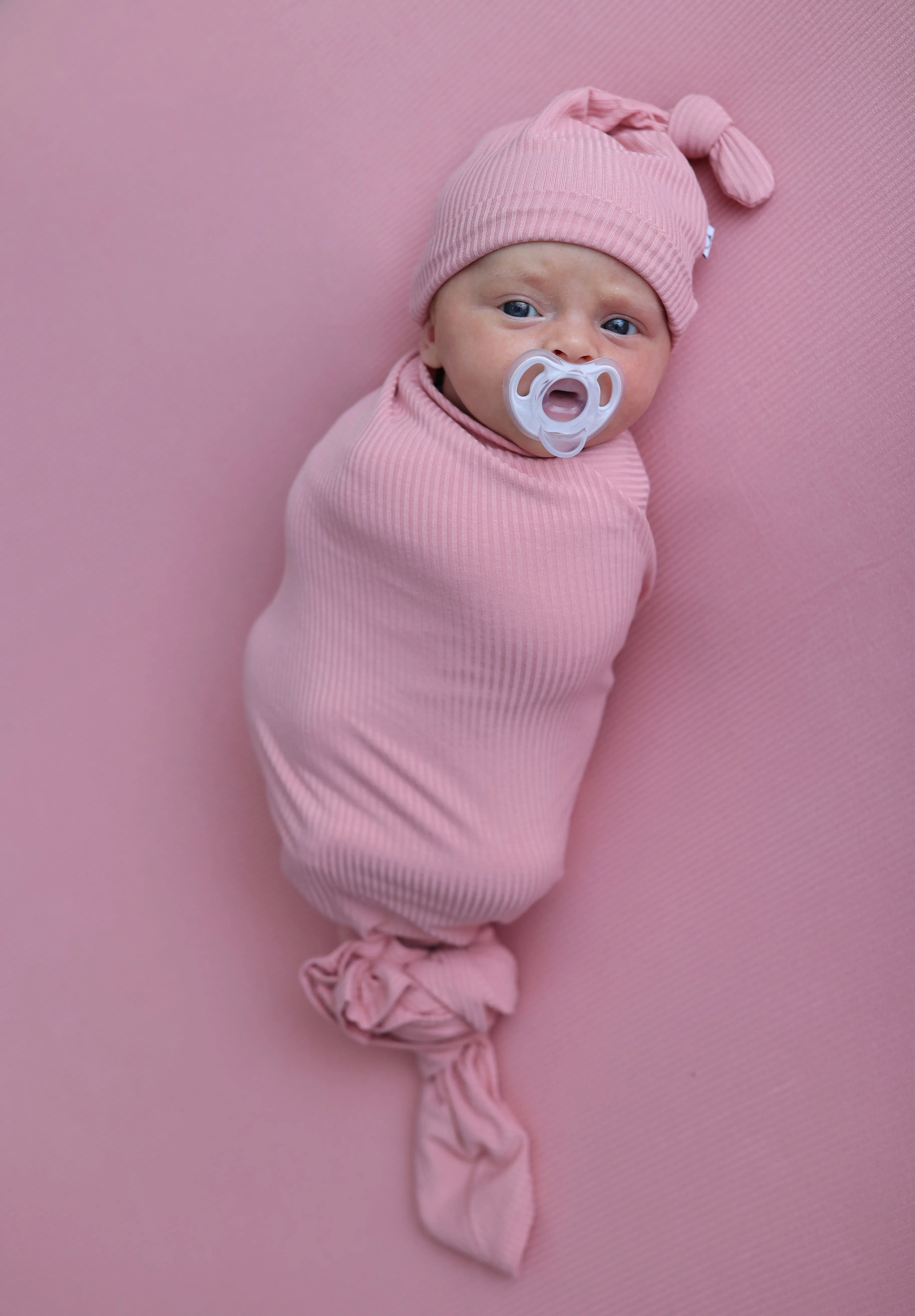 MAUVE RIB DREAM SWADDLE & BEANIE