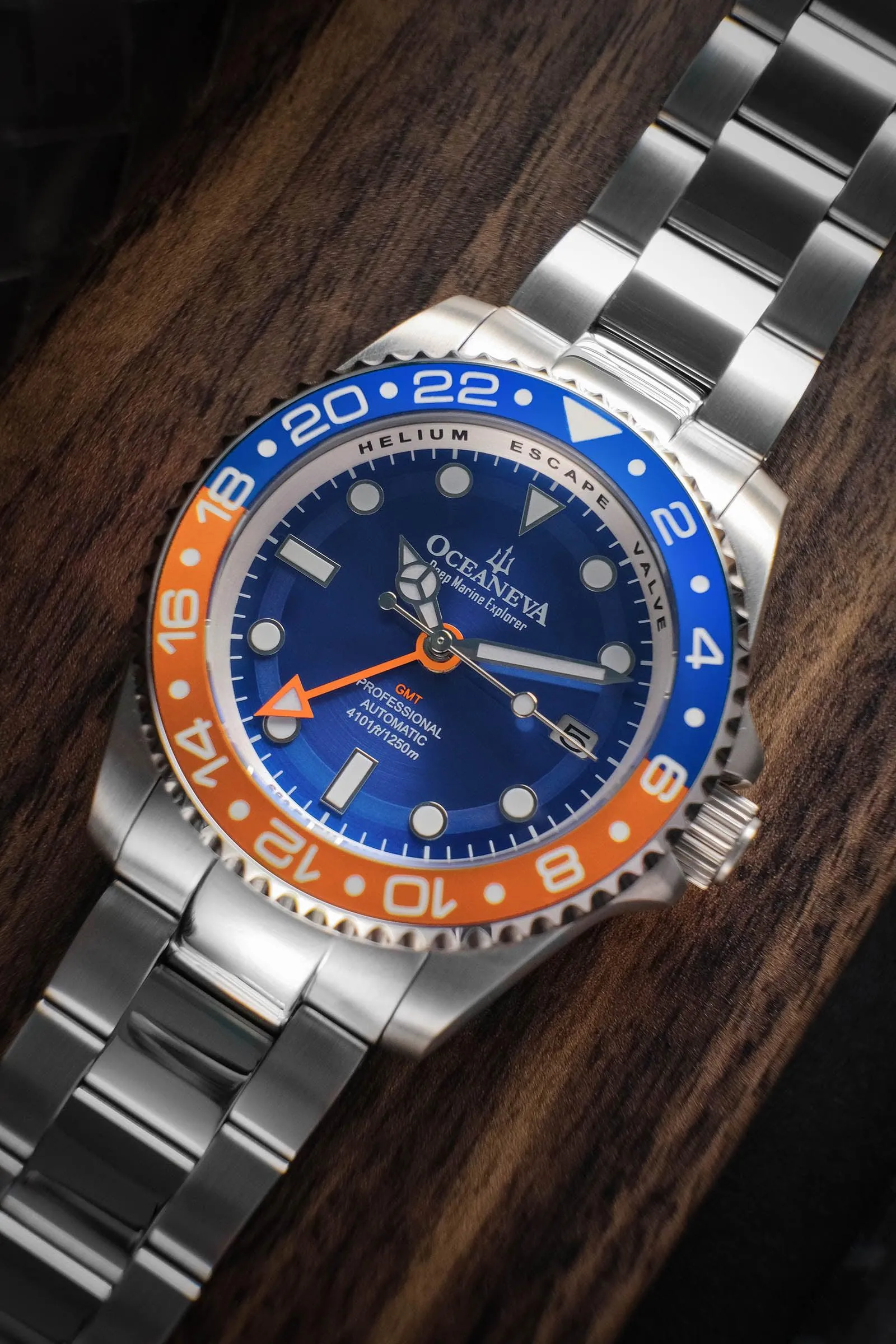 Oceaneva Men's Automatic GMT Watch 1250m Blue Dial Watch