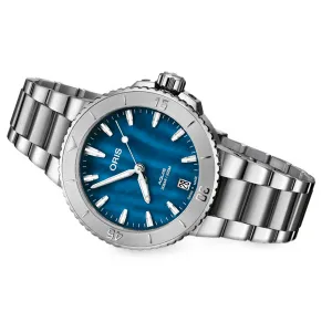 Oris Aquis Date
