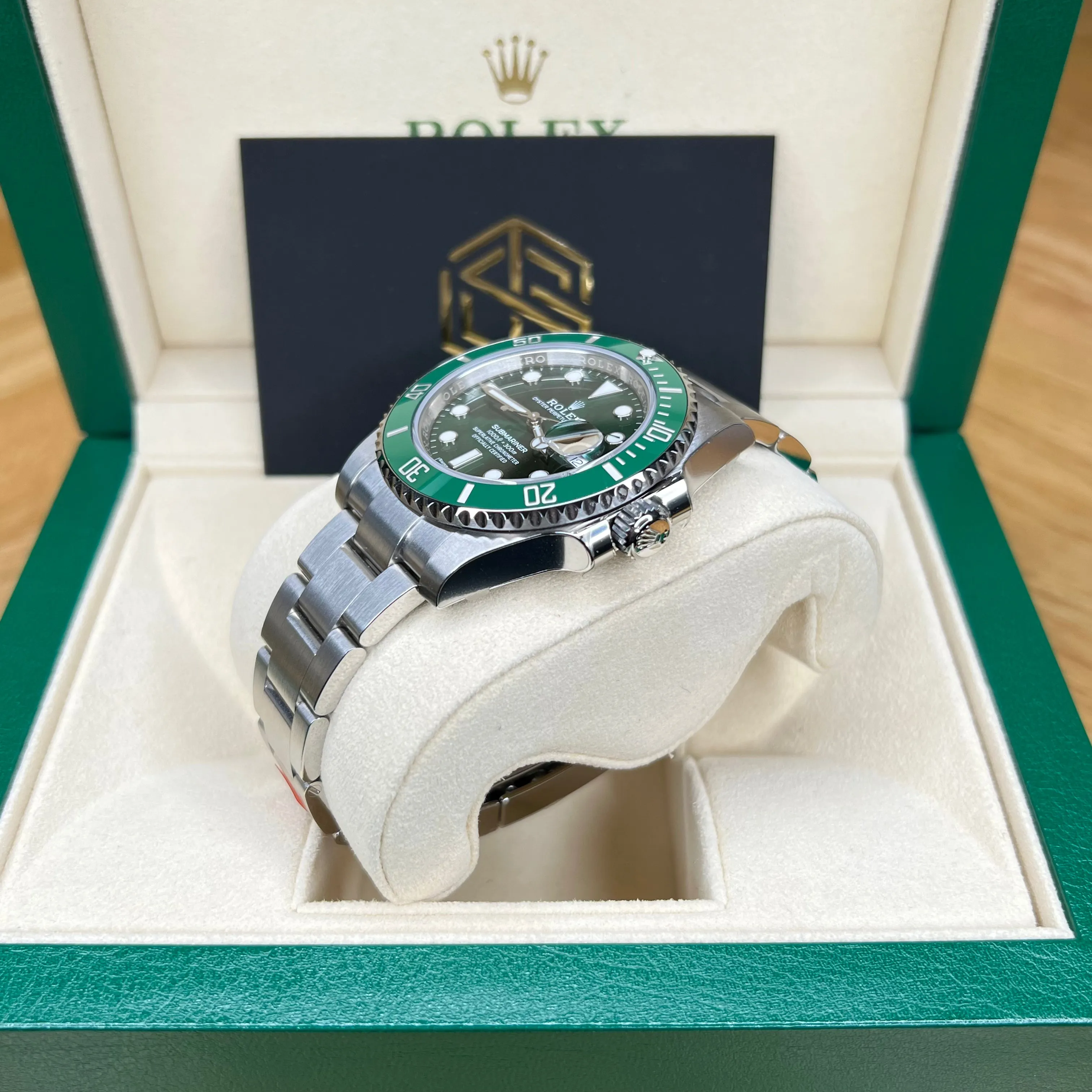 Rolex 116610LV Full Stickers Submariner Date "Hulk" 2017 UK Full Set Watch
