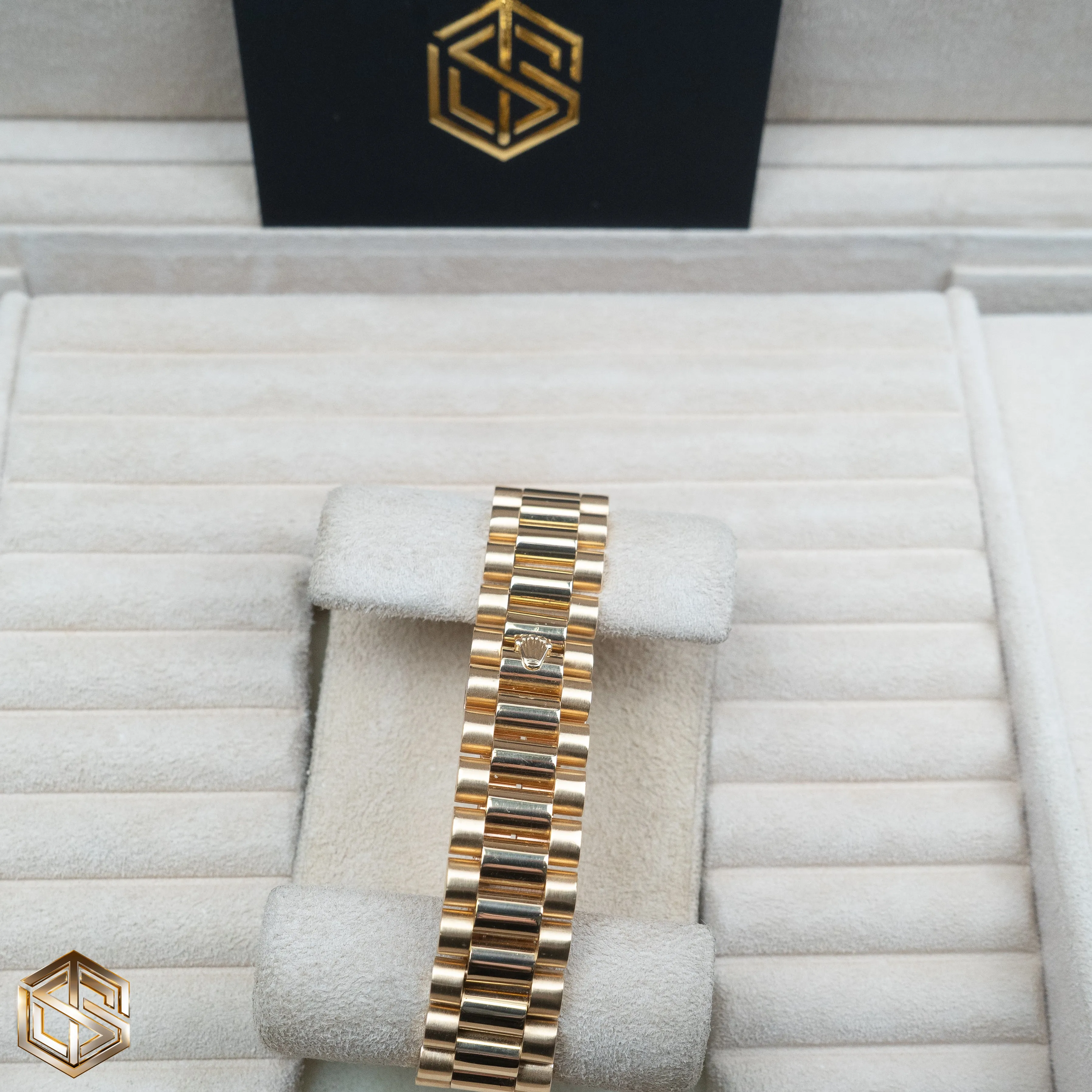 Rolex 118348 Day-Date 36 Yellow Gold Factory Diamond Dial & Bezel 2004 Serviced 2019 Full Set Watch