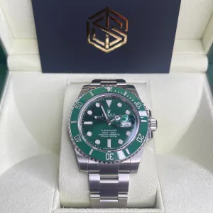 Rolex Submariner Date Hulk 116610LV 2012 Collector's Set Watch