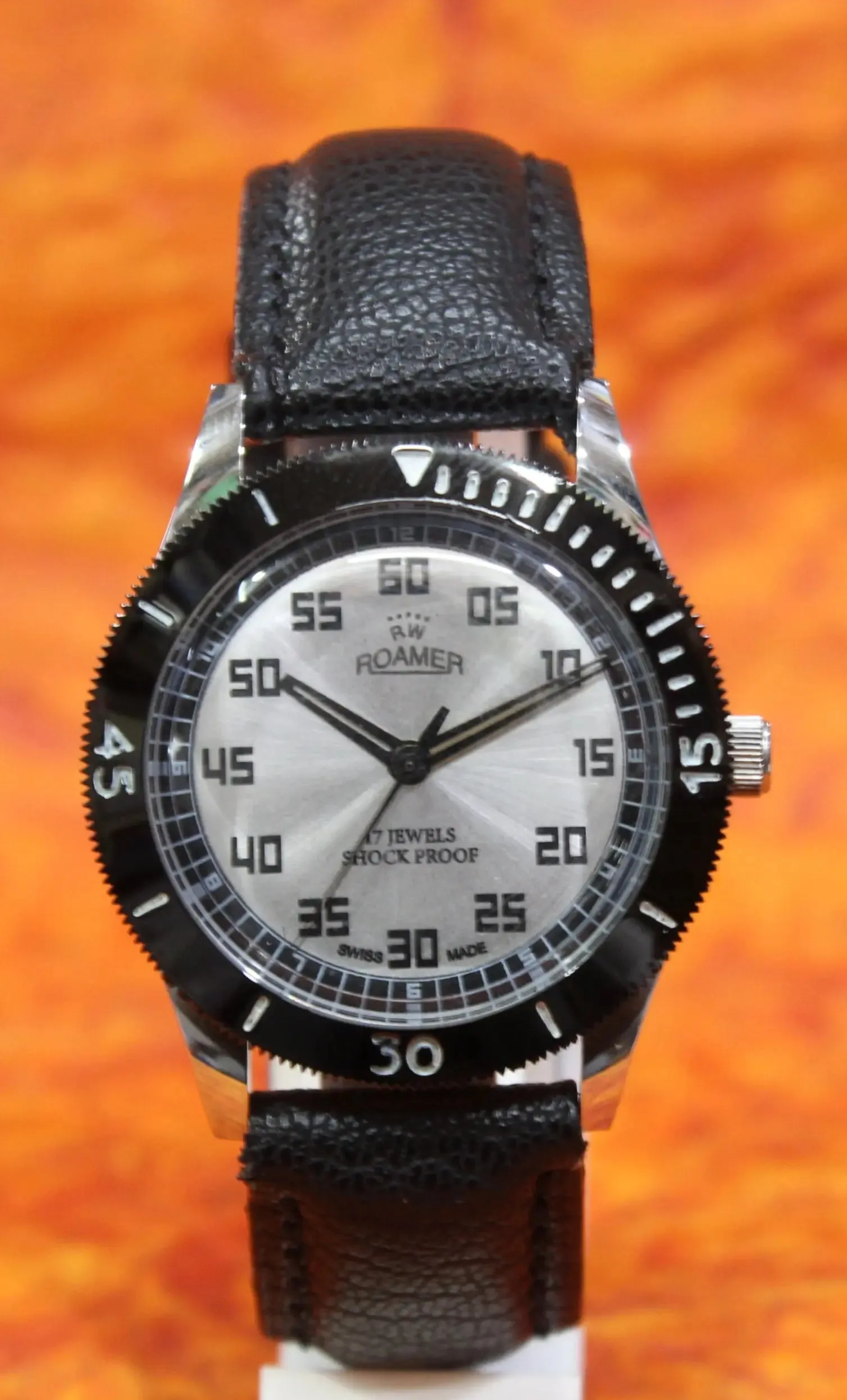 Rotating Bezel Watch Roamer Vintage 17 Jewels ST96 Mechanical Hand Wind Mechanism