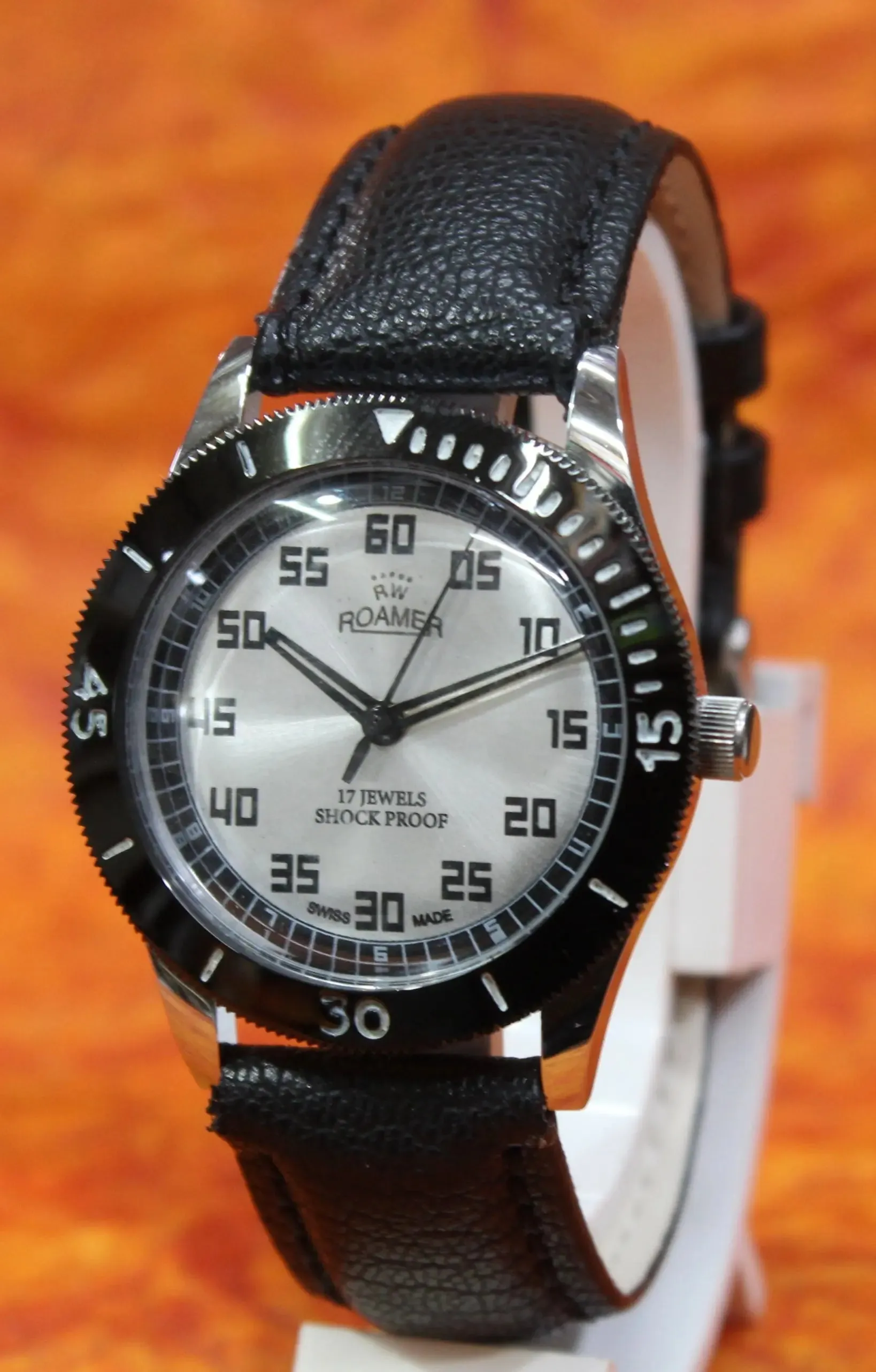Rotating Bezel Watch Roamer Vintage 17 Jewels ST96 Mechanical Hand Wind Mechanism
